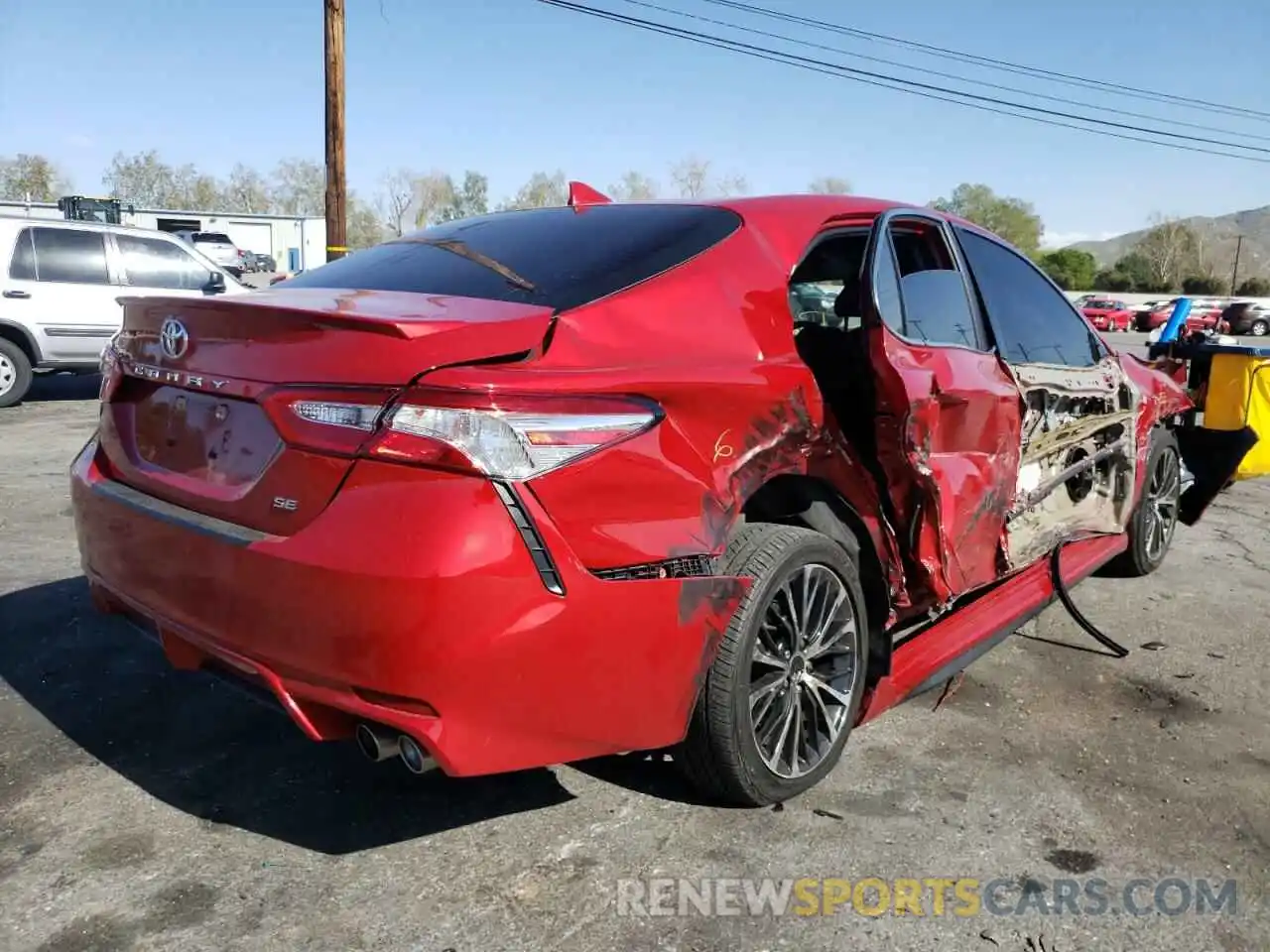 4 Photograph of a damaged car 4T1G11AK3LU347168 TOYOTA CAMRY 2020