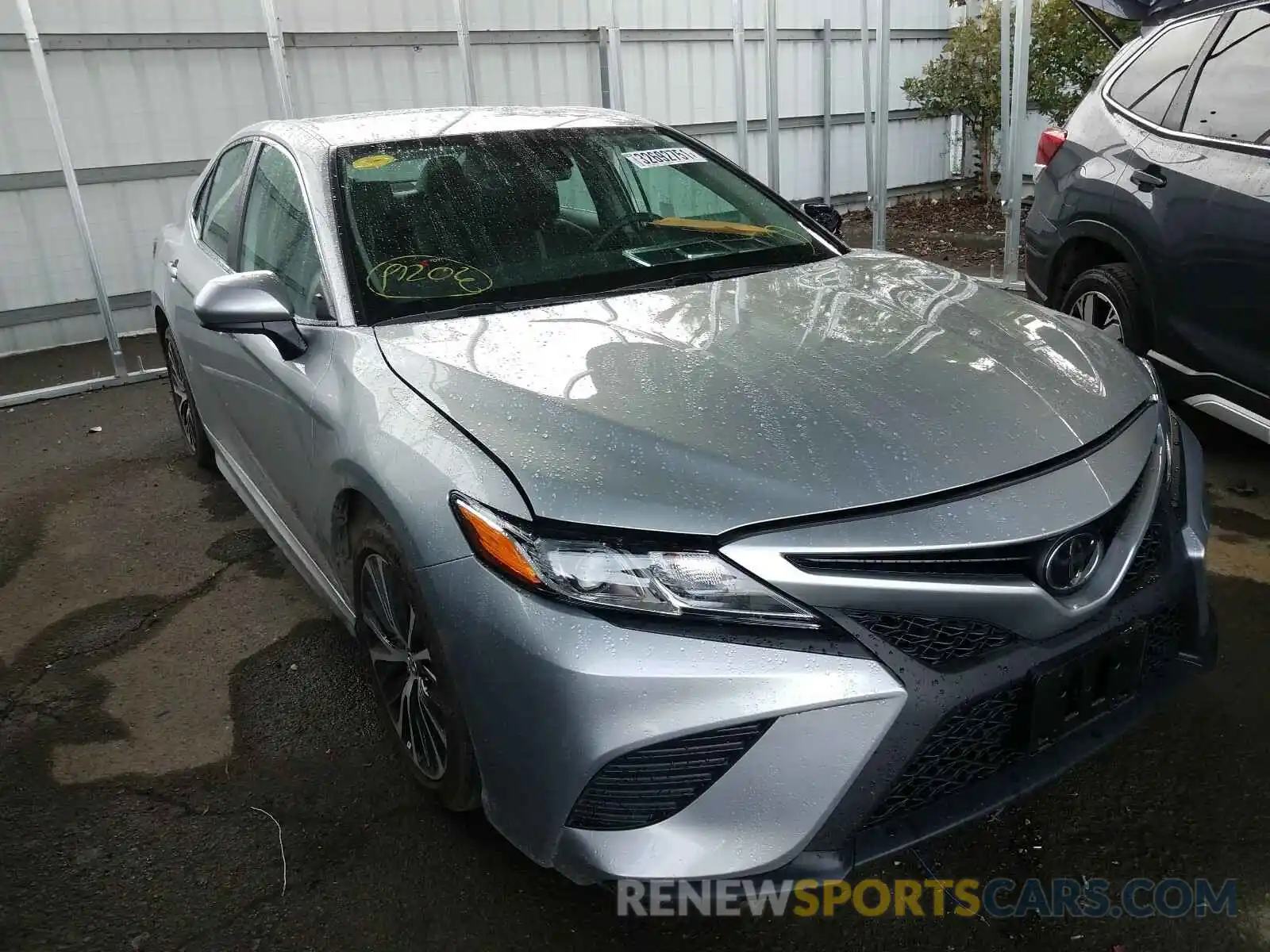 1 Photograph of a damaged car 4T1G11AK3LU347302 TOYOTA CAMRY 2020