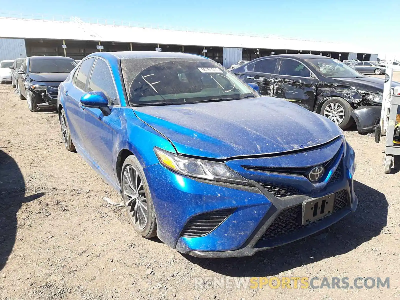 1 Photograph of a damaged car 4T1G11AK3LU349700 TOYOTA CAMRY 2020