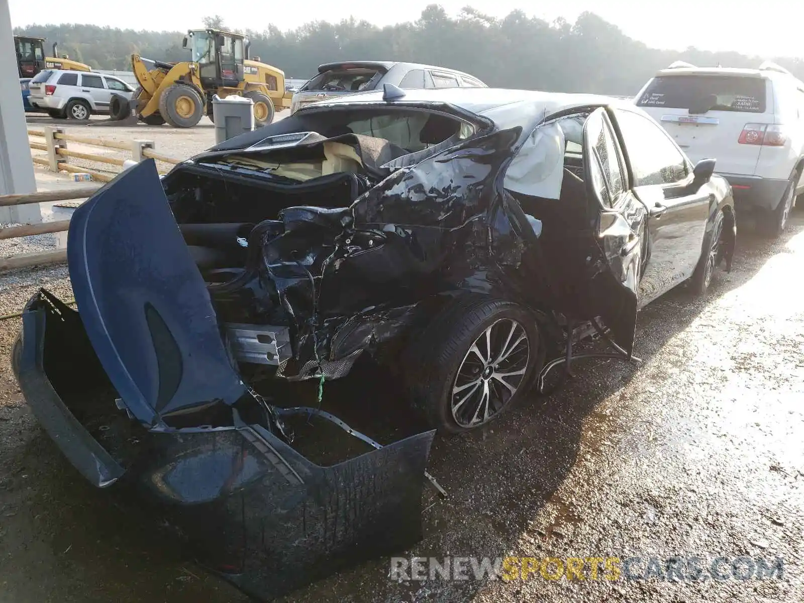 4 Photograph of a damaged car 4T1G11AK3LU349745 TOYOTA CAMRY 2020