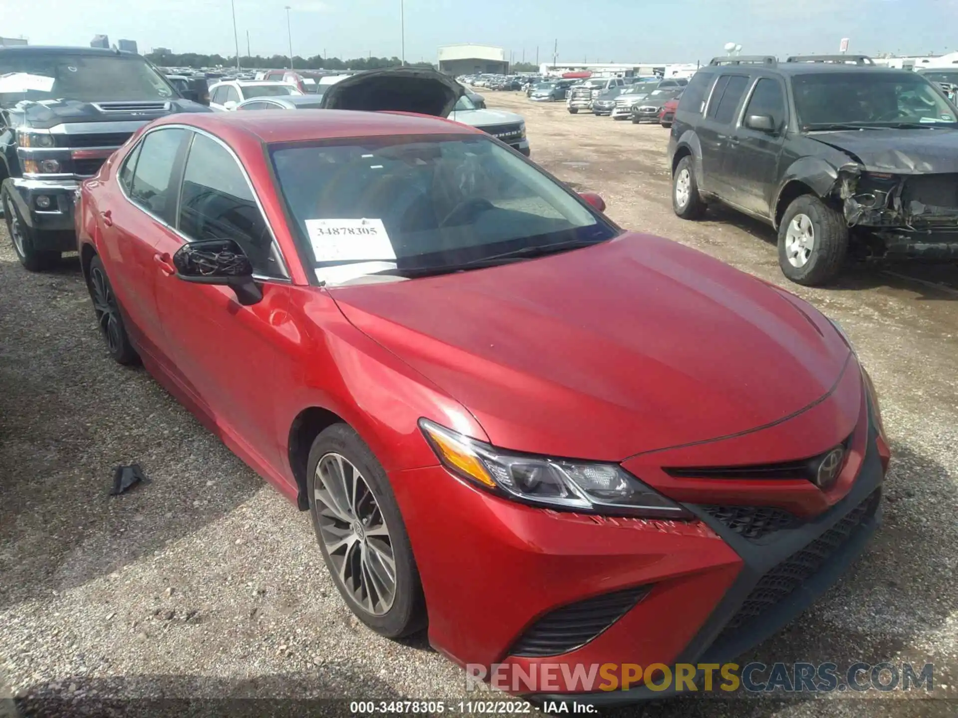 1 Photograph of a damaged car 4T1G11AK3LU357215 TOYOTA CAMRY 2020