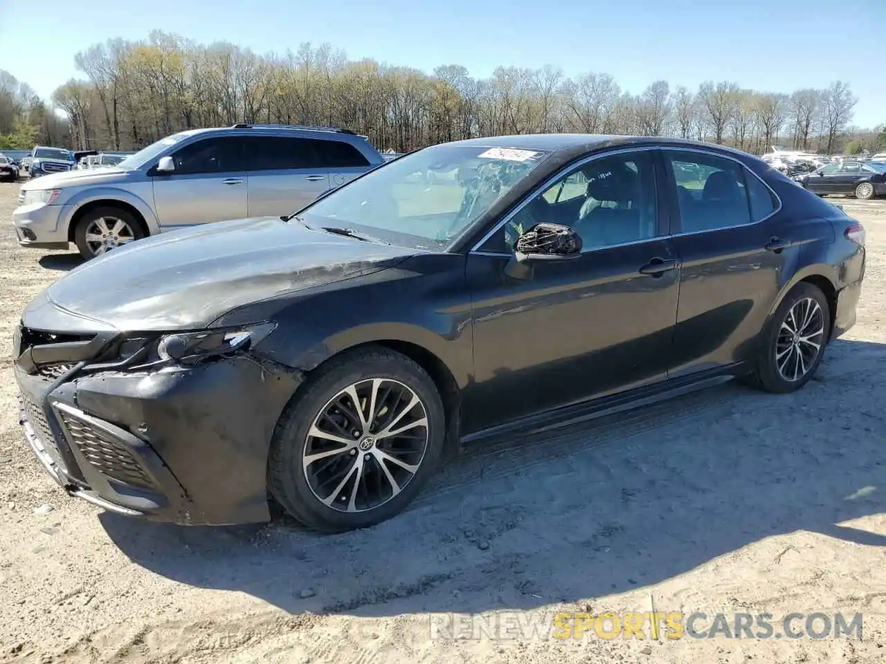 1 Photograph of a damaged car 4T1G11AK3LU358266 TOYOTA CAMRY 2020