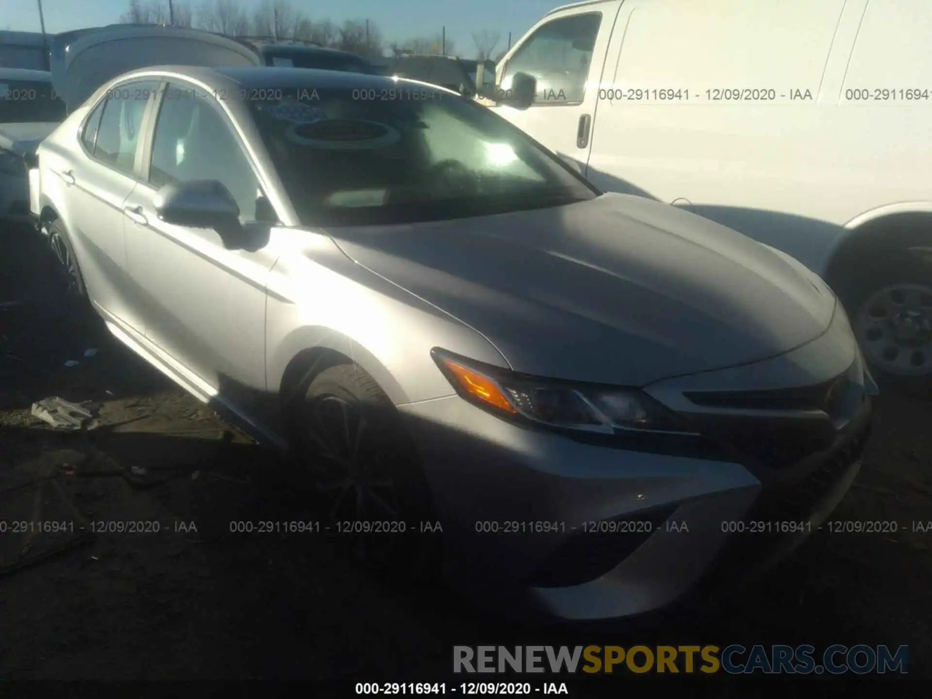 1 Photograph of a damaged car 4T1G11AK3LU364004 TOYOTA CAMRY 2020