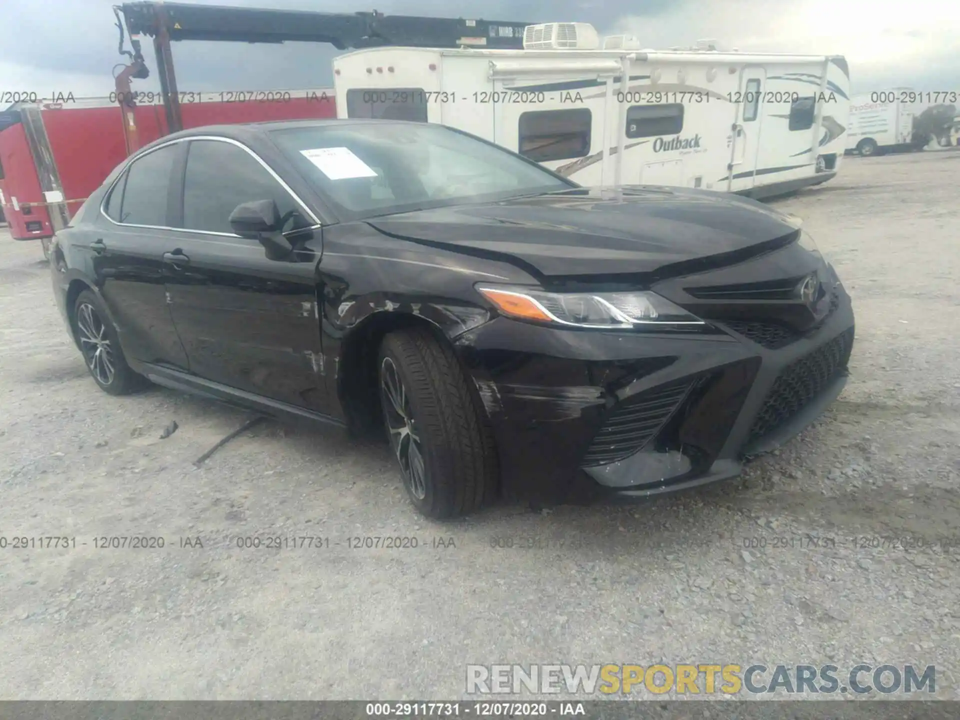 1 Photograph of a damaged car 4T1G11AK3LU370434 TOYOTA CAMRY 2020