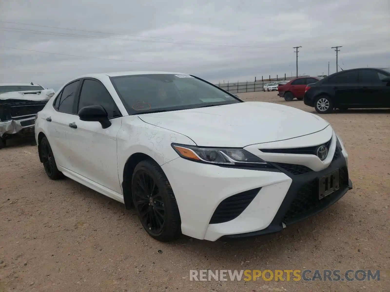 1 Photograph of a damaged car 4T1G11AK3LU376072 TOYOTA CAMRY 2020