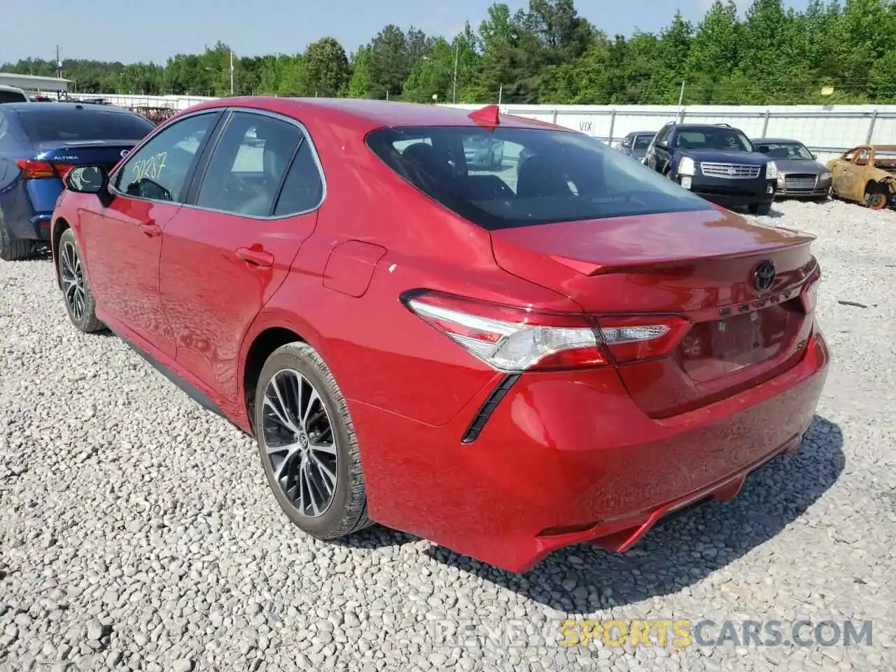 3 Photograph of a damaged car 4T1G11AK3LU389288 TOYOTA CAMRY 2020