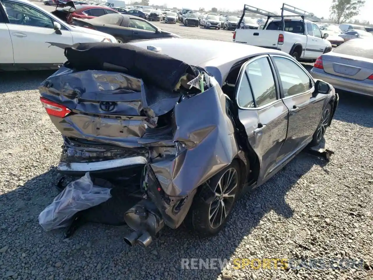 4 Photograph of a damaged car 4T1G11AK3LU389789 TOYOTA CAMRY 2020