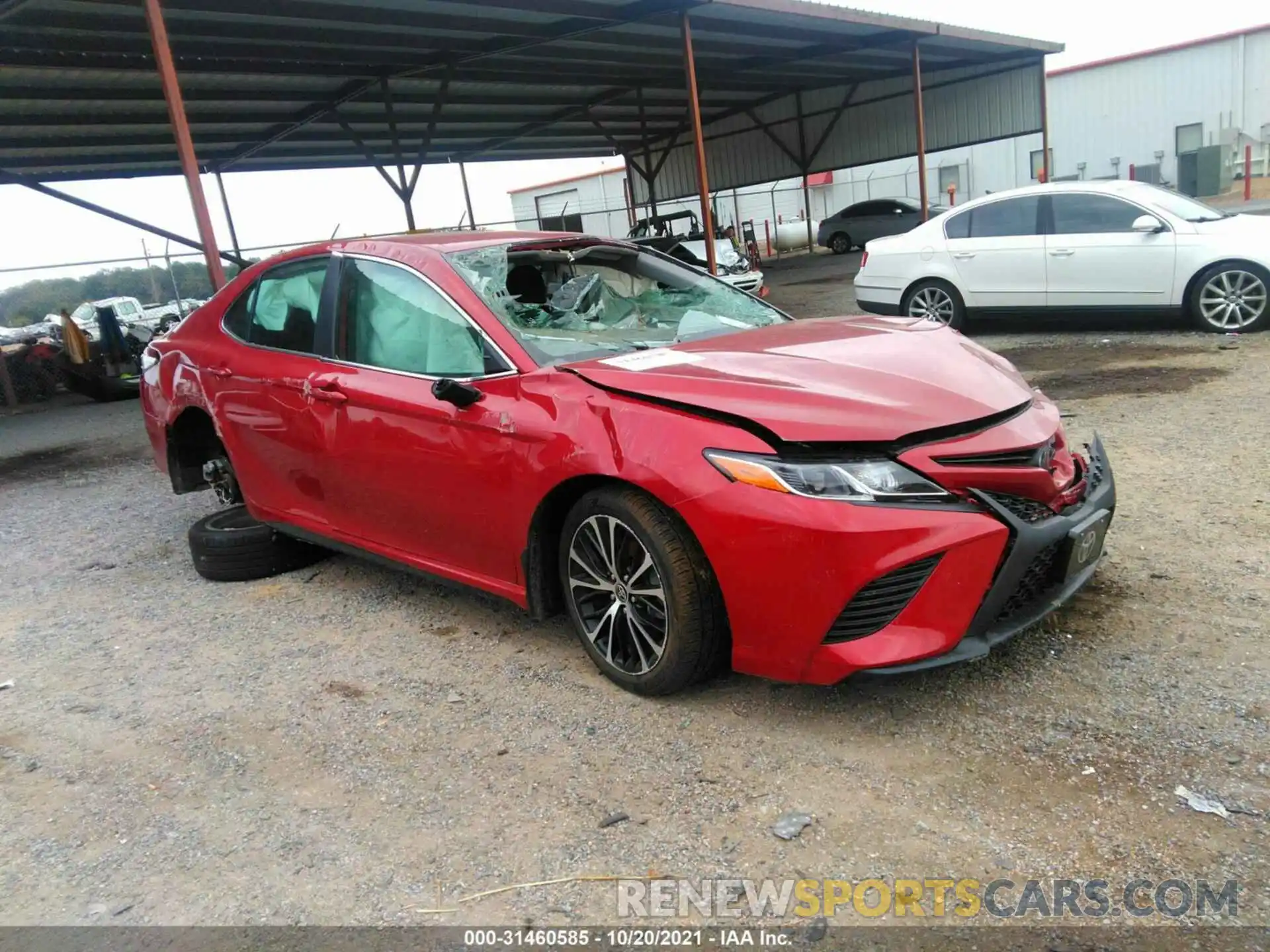 1 Photograph of a damaged car 4T1G11AK3LU389940 TOYOTA CAMRY 2020