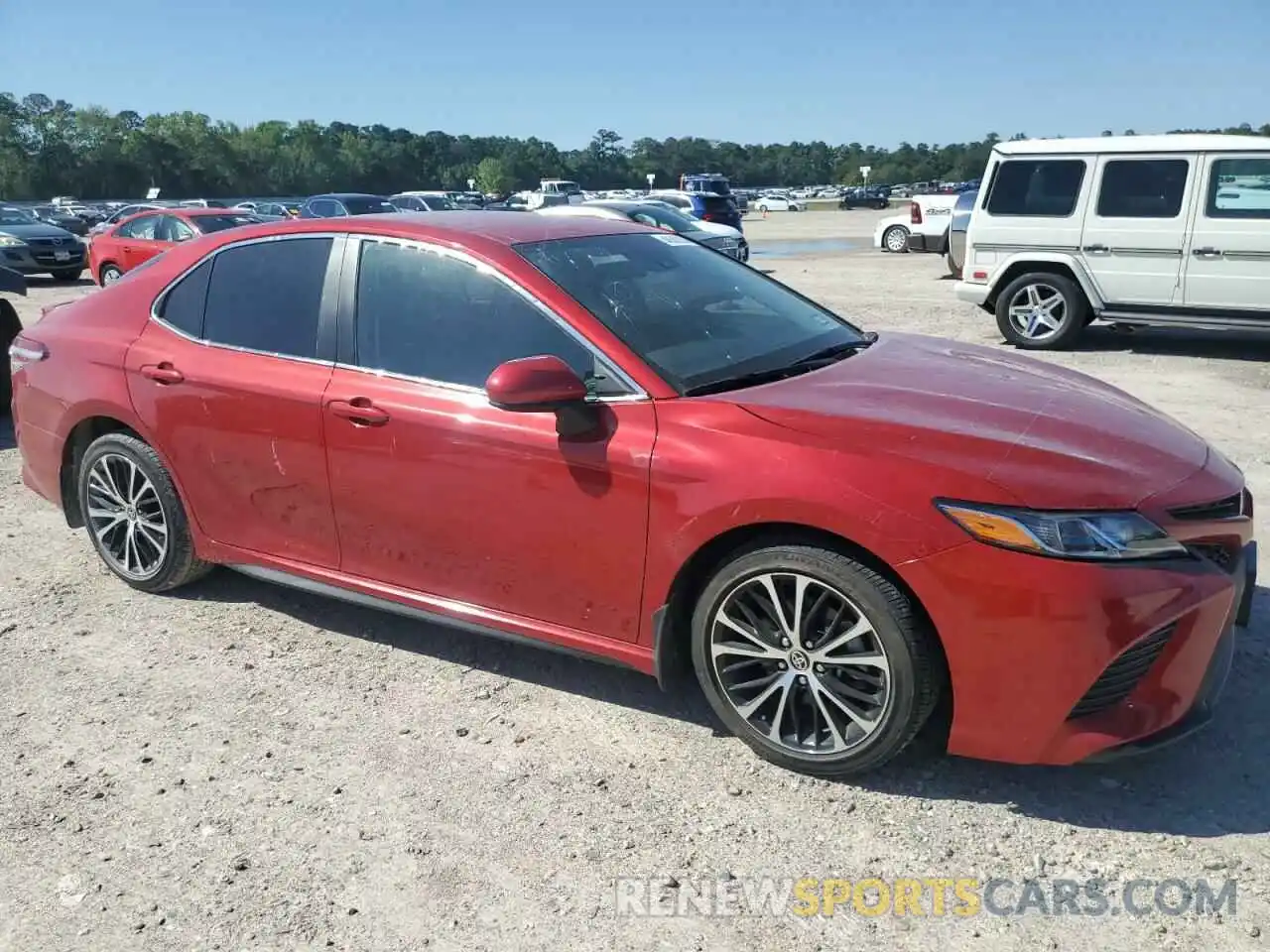 4 Photograph of a damaged car 4T1G11AK3LU390490 TOYOTA CAMRY 2020