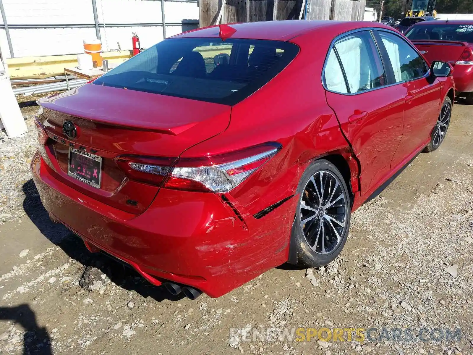 4 Photograph of a damaged car 4T1G11AK3LU392109 TOYOTA CAMRY 2020