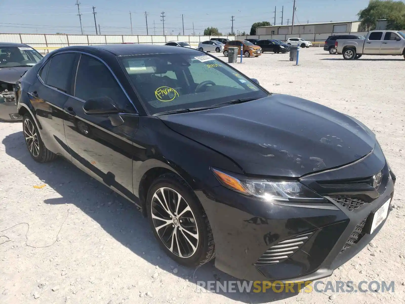 1 Photograph of a damaged car 4T1G11AK3LU398542 TOYOTA CAMRY 2020