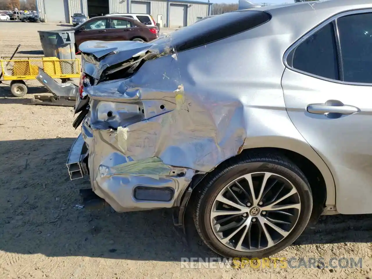 9 Photograph of a damaged car 4T1G11AK3LU504262 TOYOTA CAMRY 2020