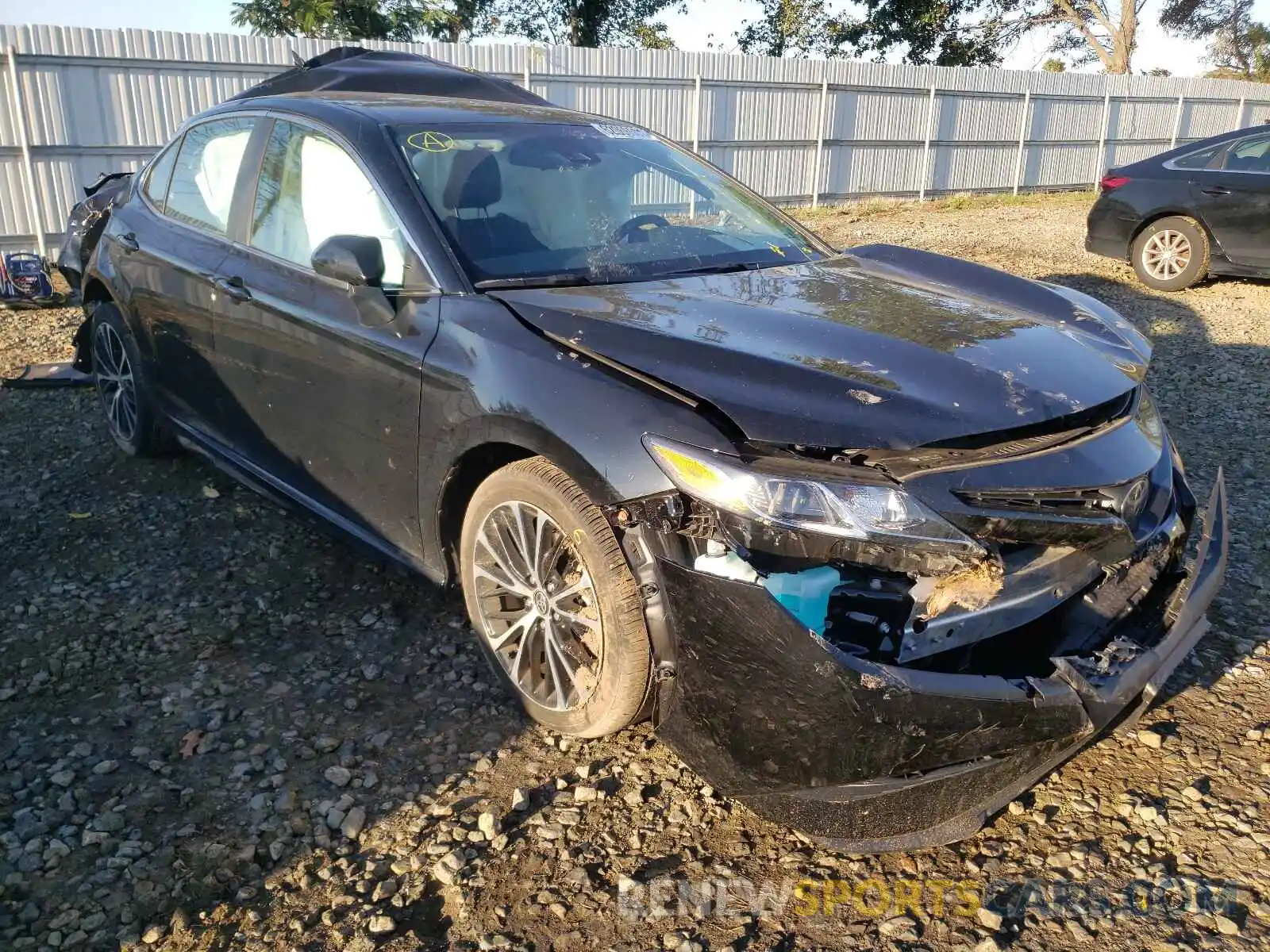 1 Photograph of a damaged car 4T1G11AK3LU504648 TOYOTA CAMRY 2020