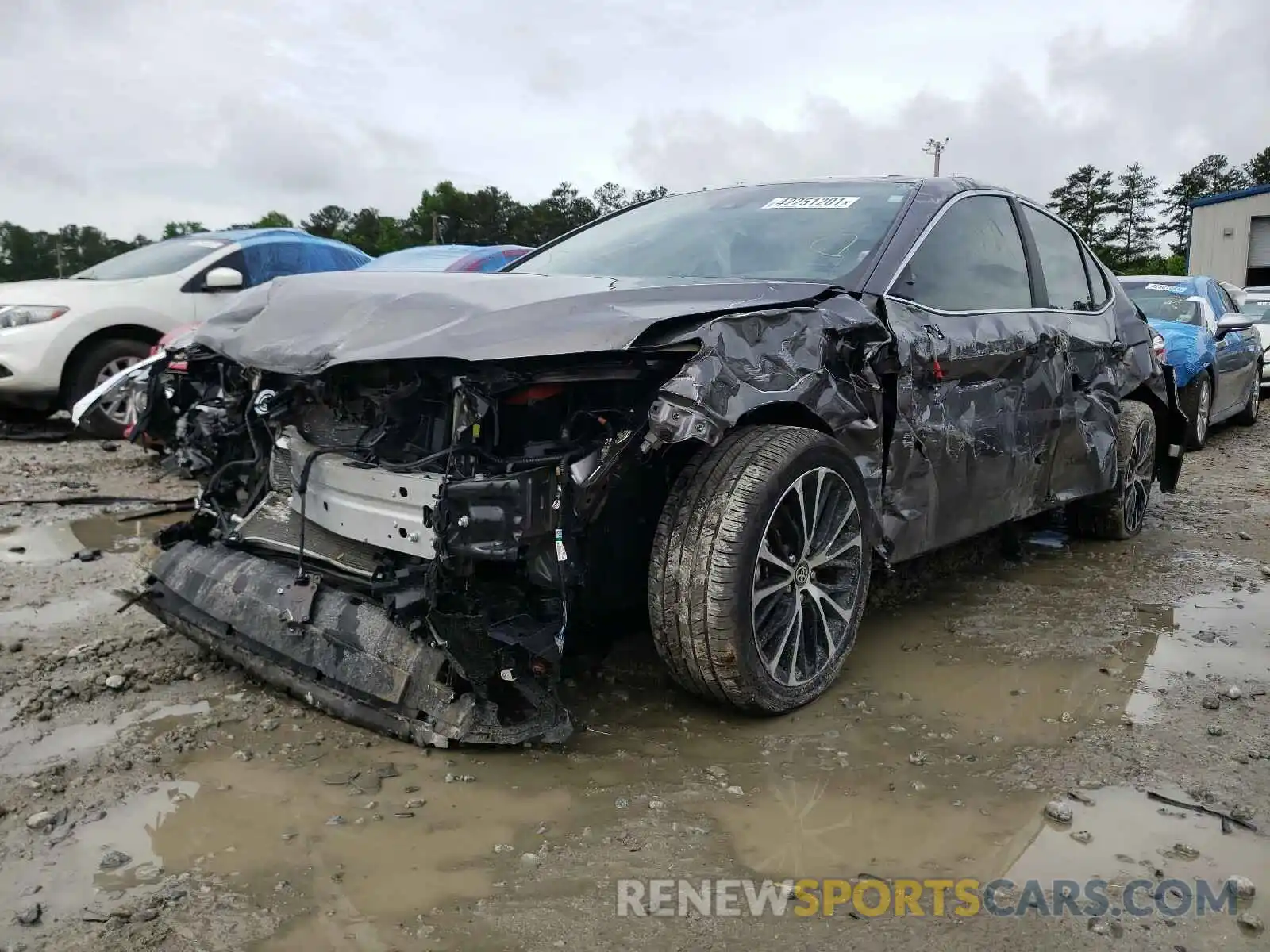 2 Photograph of a damaged car 4T1G11AK3LU506495 TOYOTA CAMRY 2020