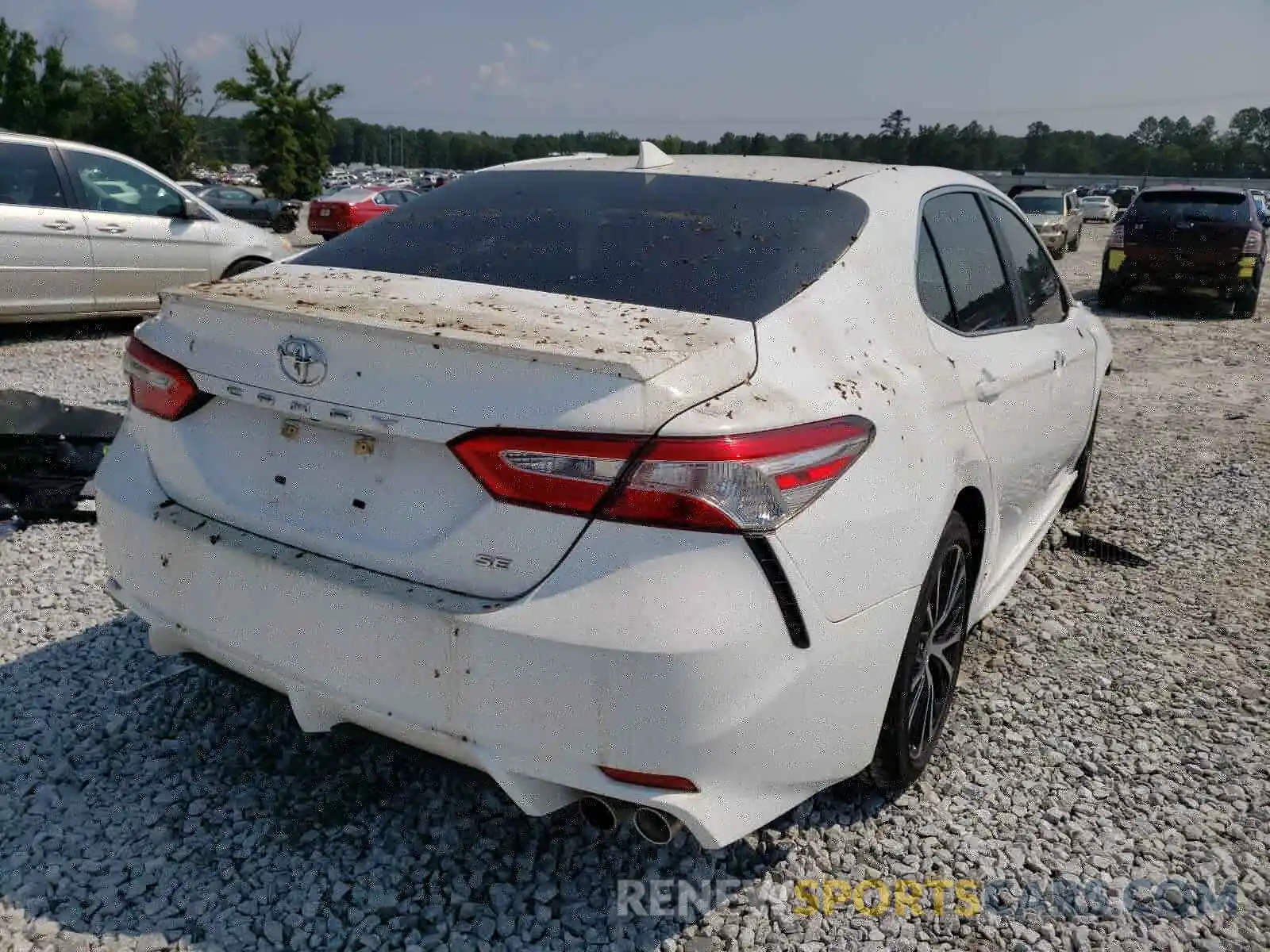 4 Photograph of a damaged car 4T1G11AK3LU507260 TOYOTA CAMRY 2020