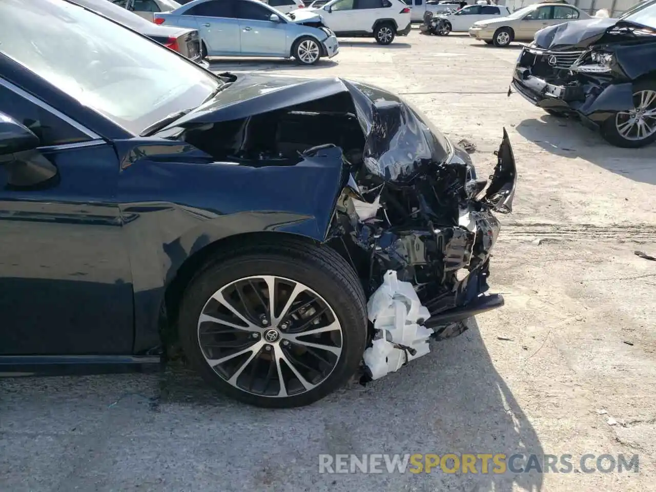 9 Photograph of a damaged car 4T1G11AK3LU508795 TOYOTA CAMRY 2020