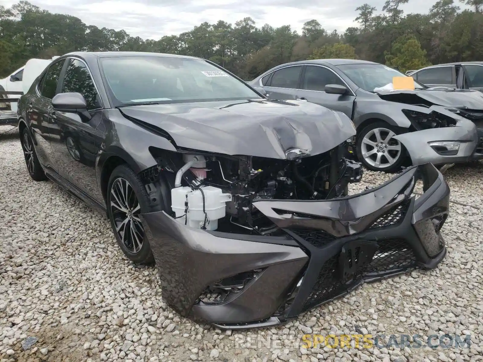 1 Фотография поврежденного автомобиля 4T1G11AK3LU508988 TOYOTA CAMRY 2020