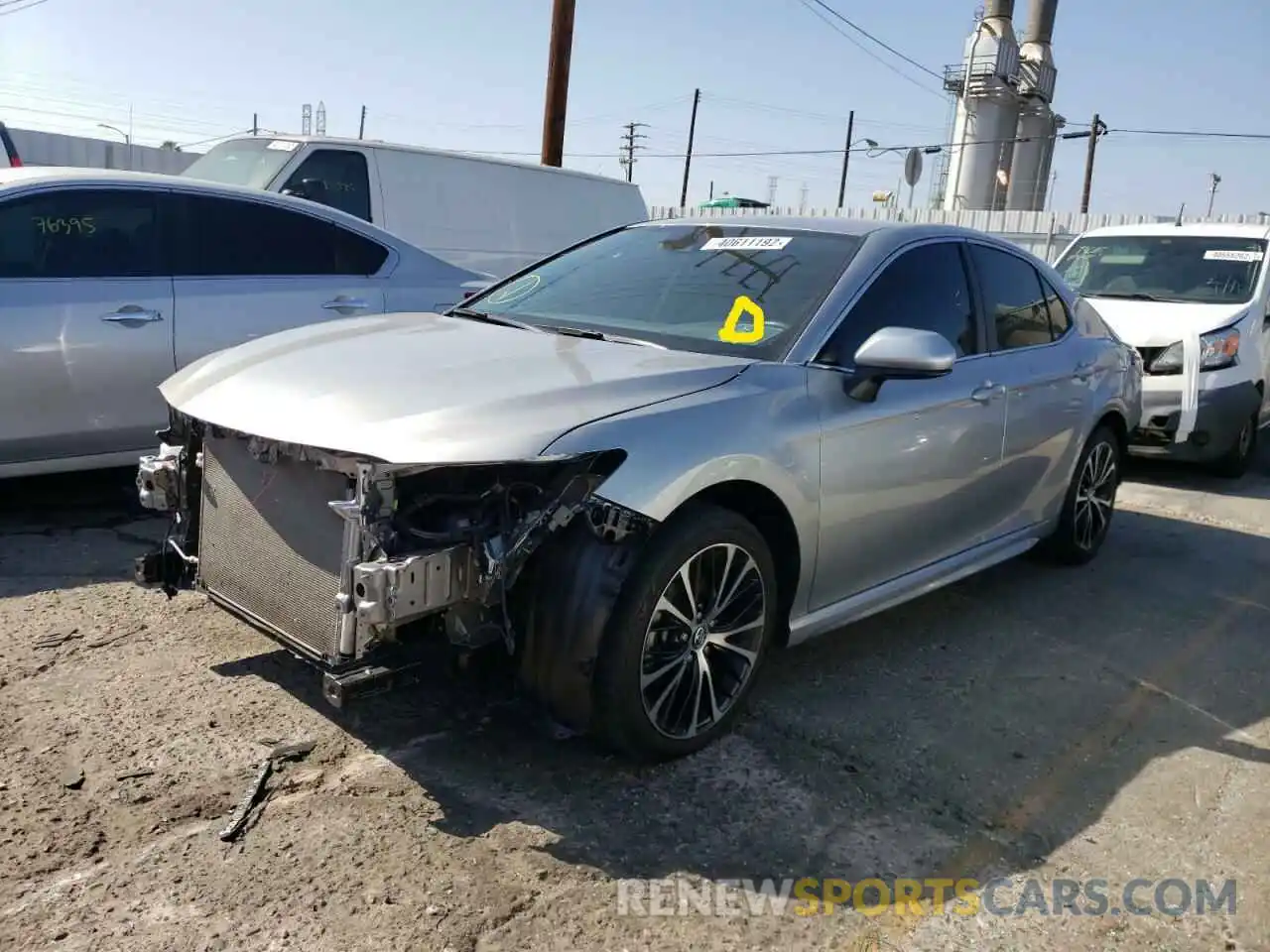 2 Photograph of a damaged car 4T1G11AK3LU858007 TOYOTA CAMRY 2020