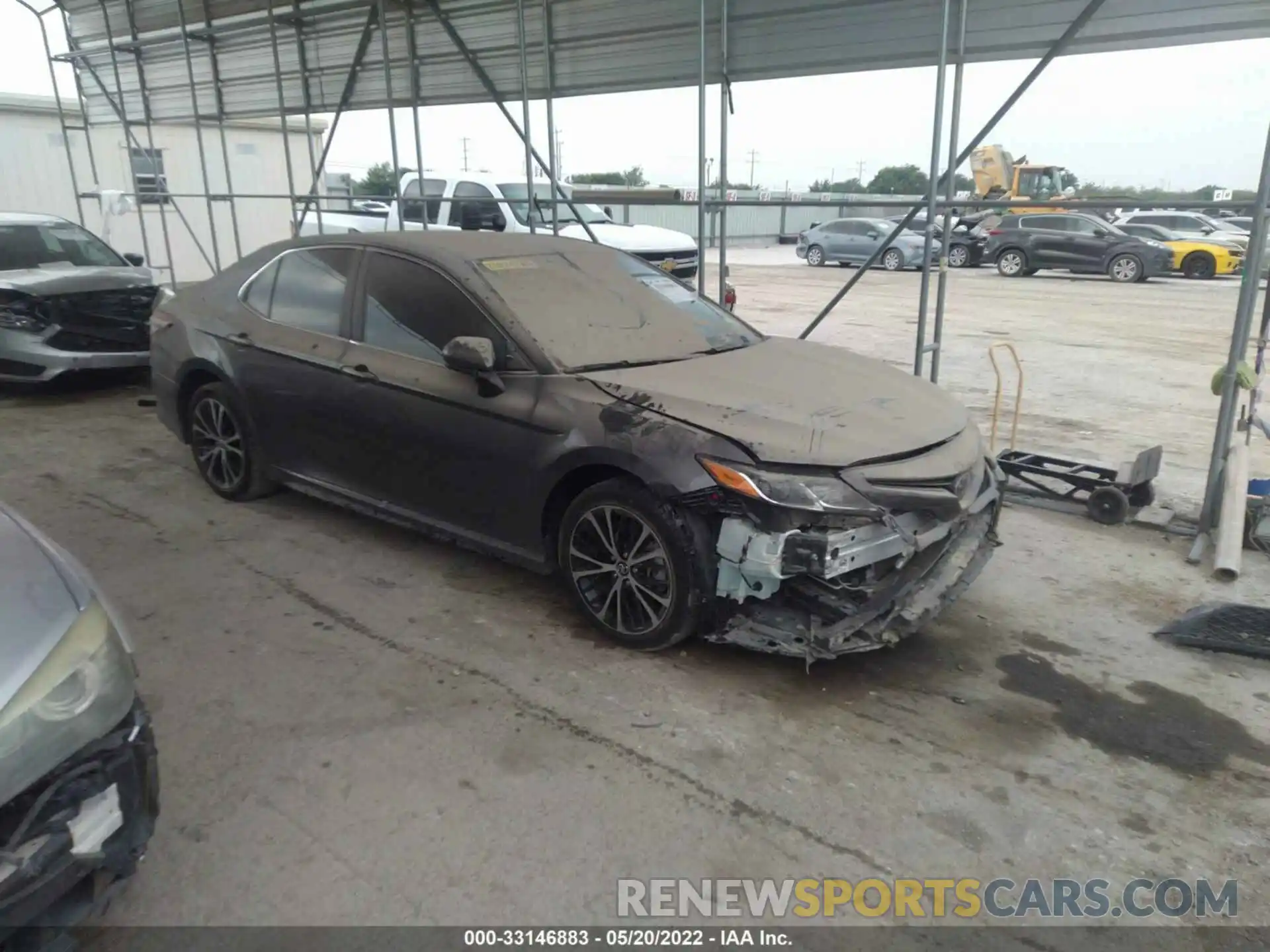 1 Photograph of a damaged car 4T1G11AK3LU859545 TOYOTA CAMRY 2020