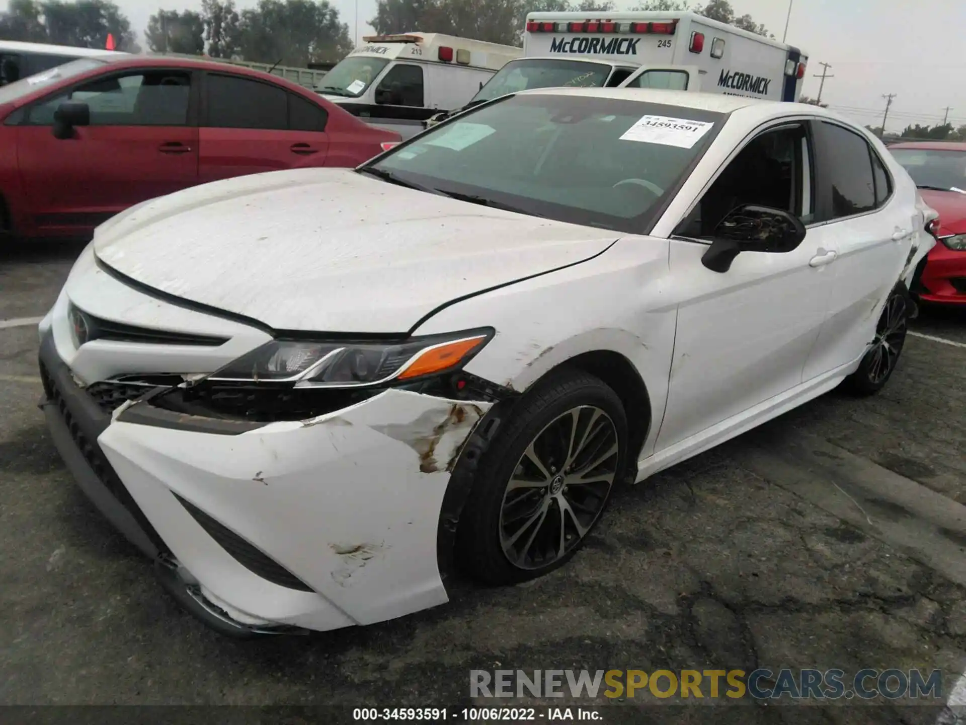 2 Photograph of a damaged car 4T1G11AK3LU862607 TOYOTA CAMRY 2020