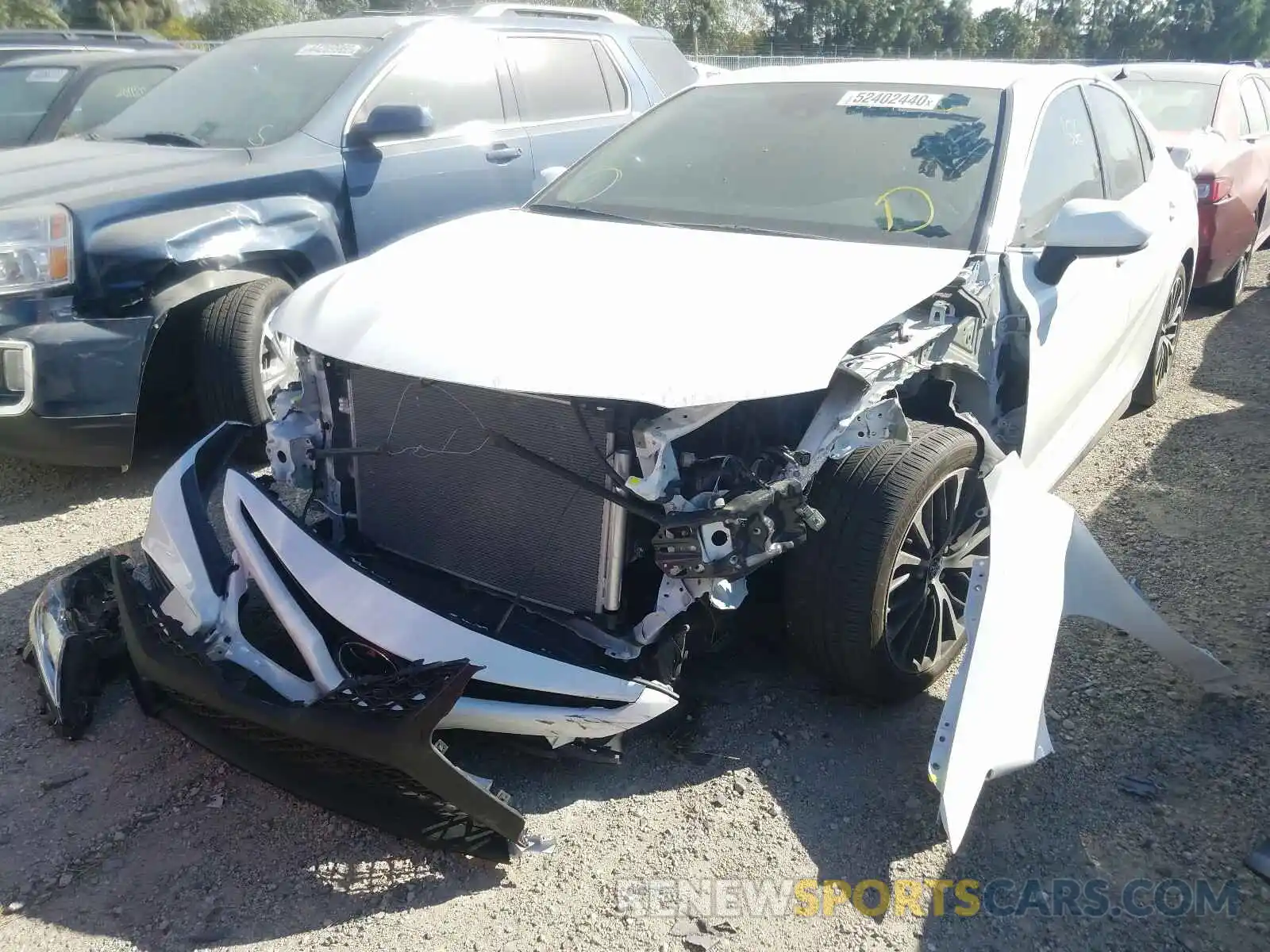 2 Photograph of a damaged car 4T1G11AK3LU871727 TOYOTA CAMRY 2020