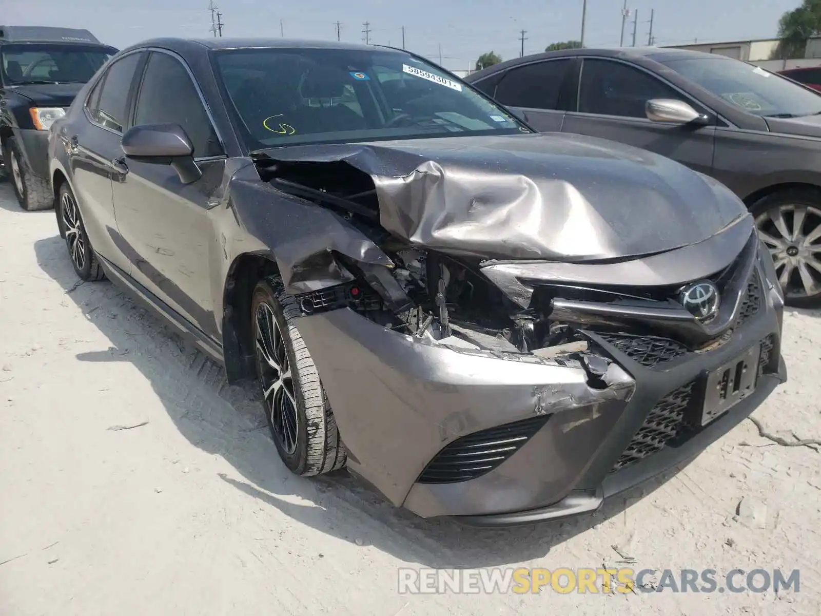 1 Photograph of a damaged car 4T1G11AK3LU874871 TOYOTA CAMRY 2020