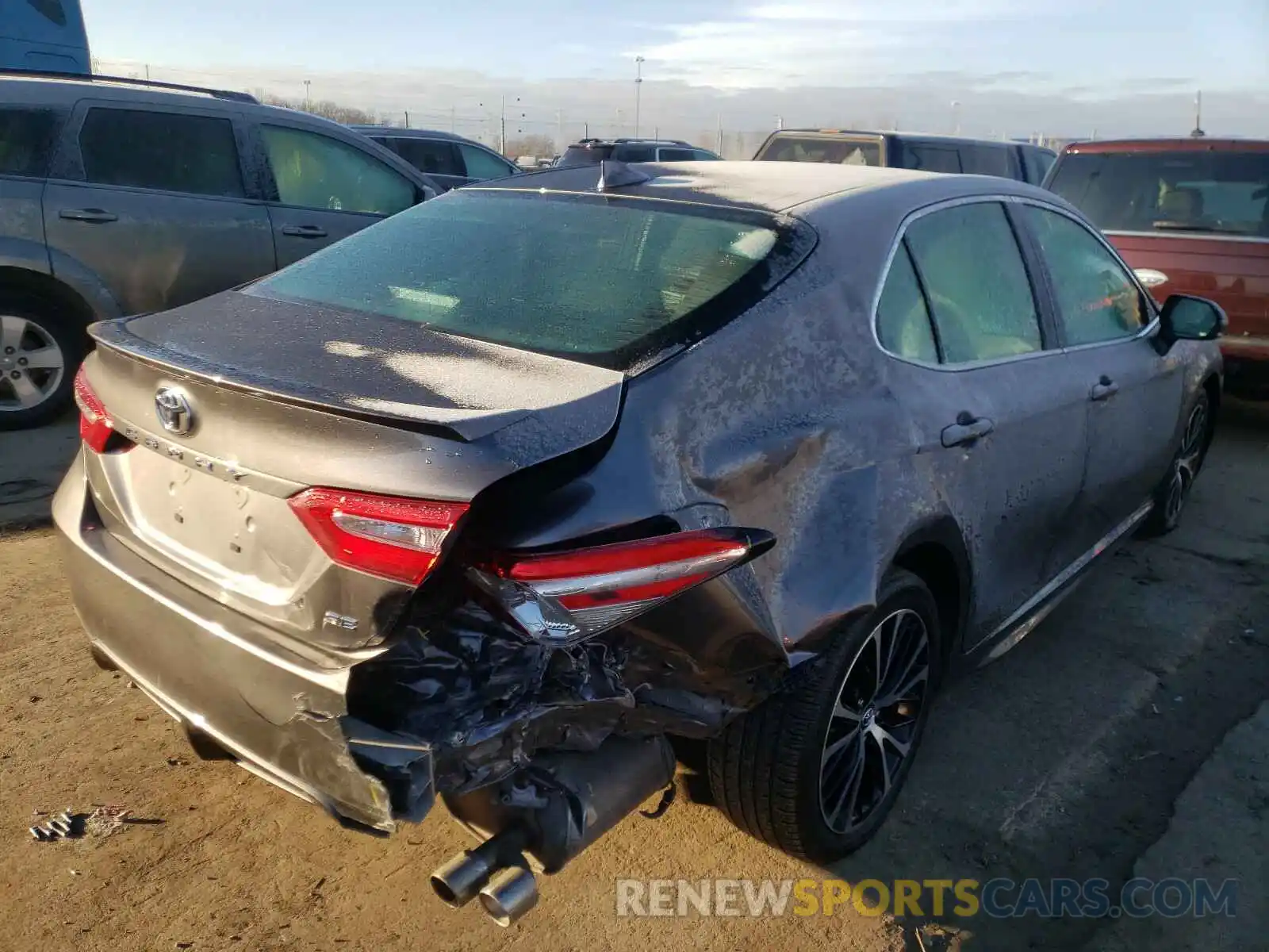 4 Photograph of a damaged car 4T1G11AK3LU875521 TOYOTA CAMRY 2020