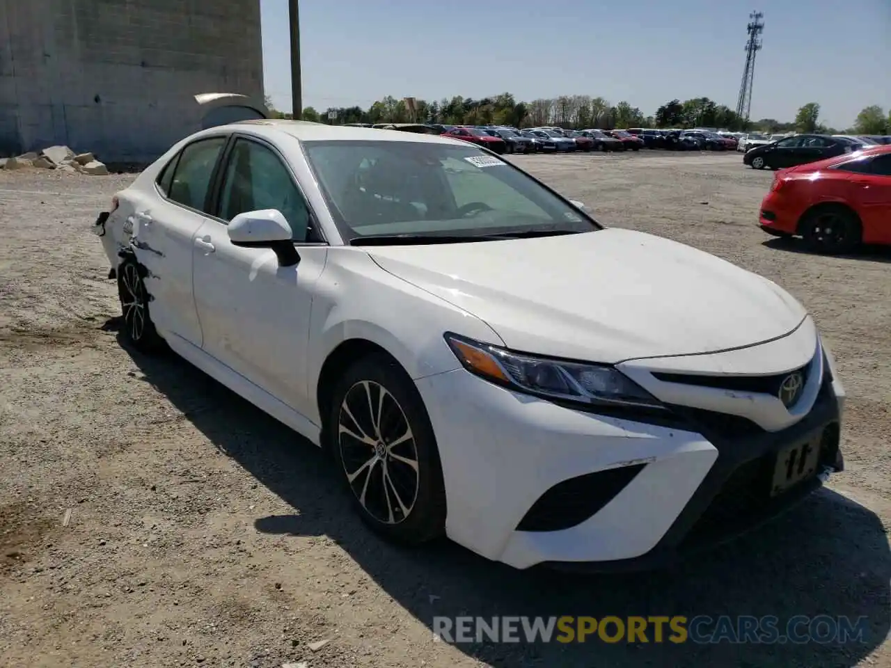 1 Photograph of a damaged car 4T1G11AK3LU876944 TOYOTA CAMRY 2020