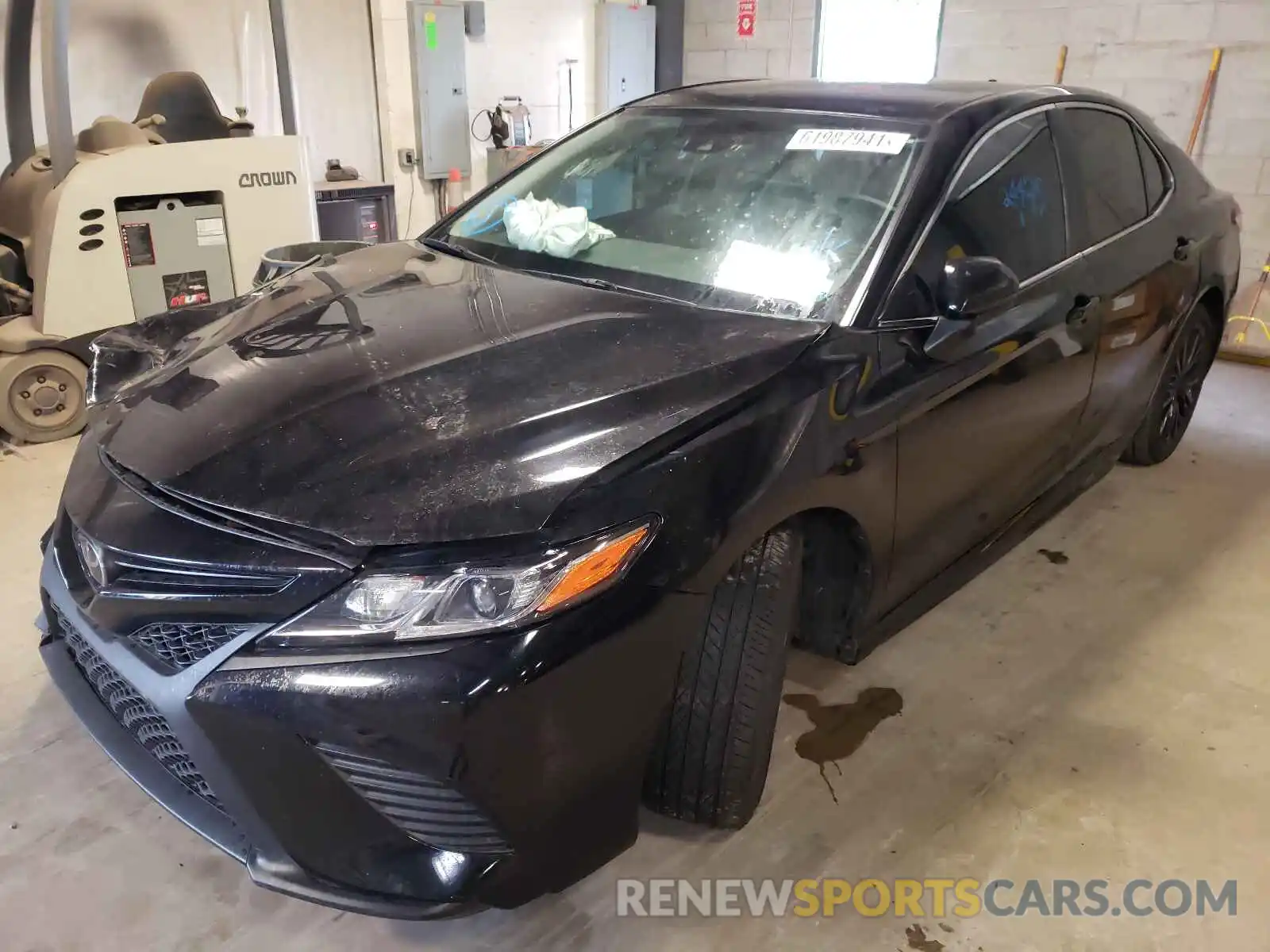 2 Photograph of a damaged car 4T1G11AK3LU882131 TOYOTA CAMRY 2020