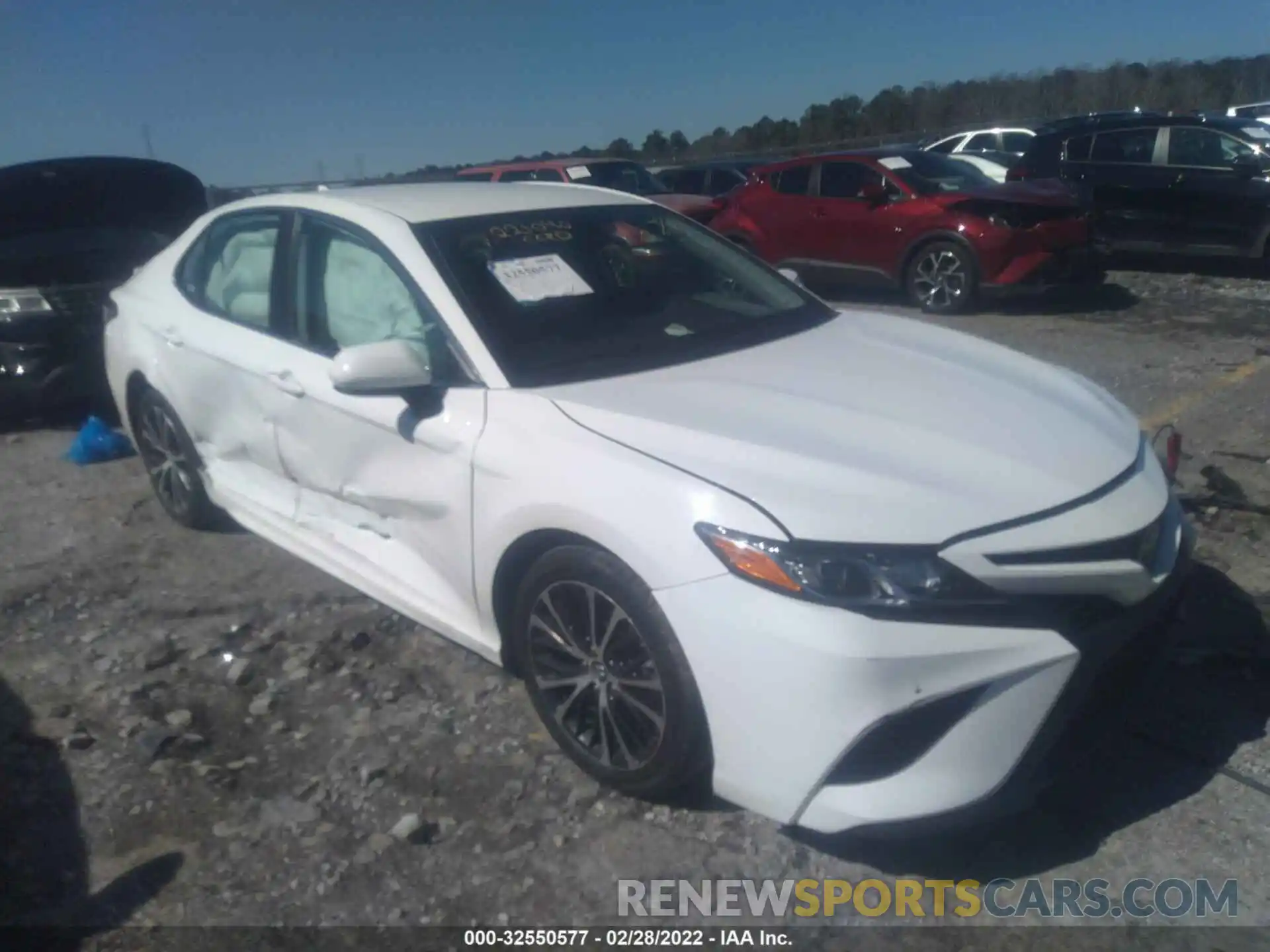 6 Photograph of a damaged car 4T1G11AK3LU885711 TOYOTA CAMRY 2020