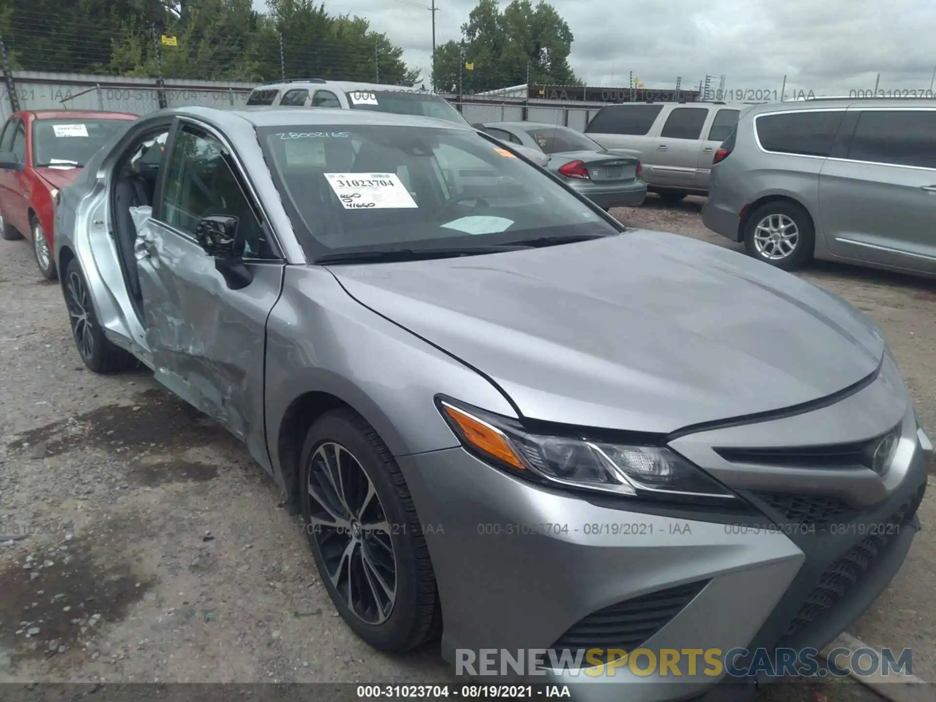 1 Photograph of a damaged car 4T1G11AK3LU886650 TOYOTA CAMRY 2020