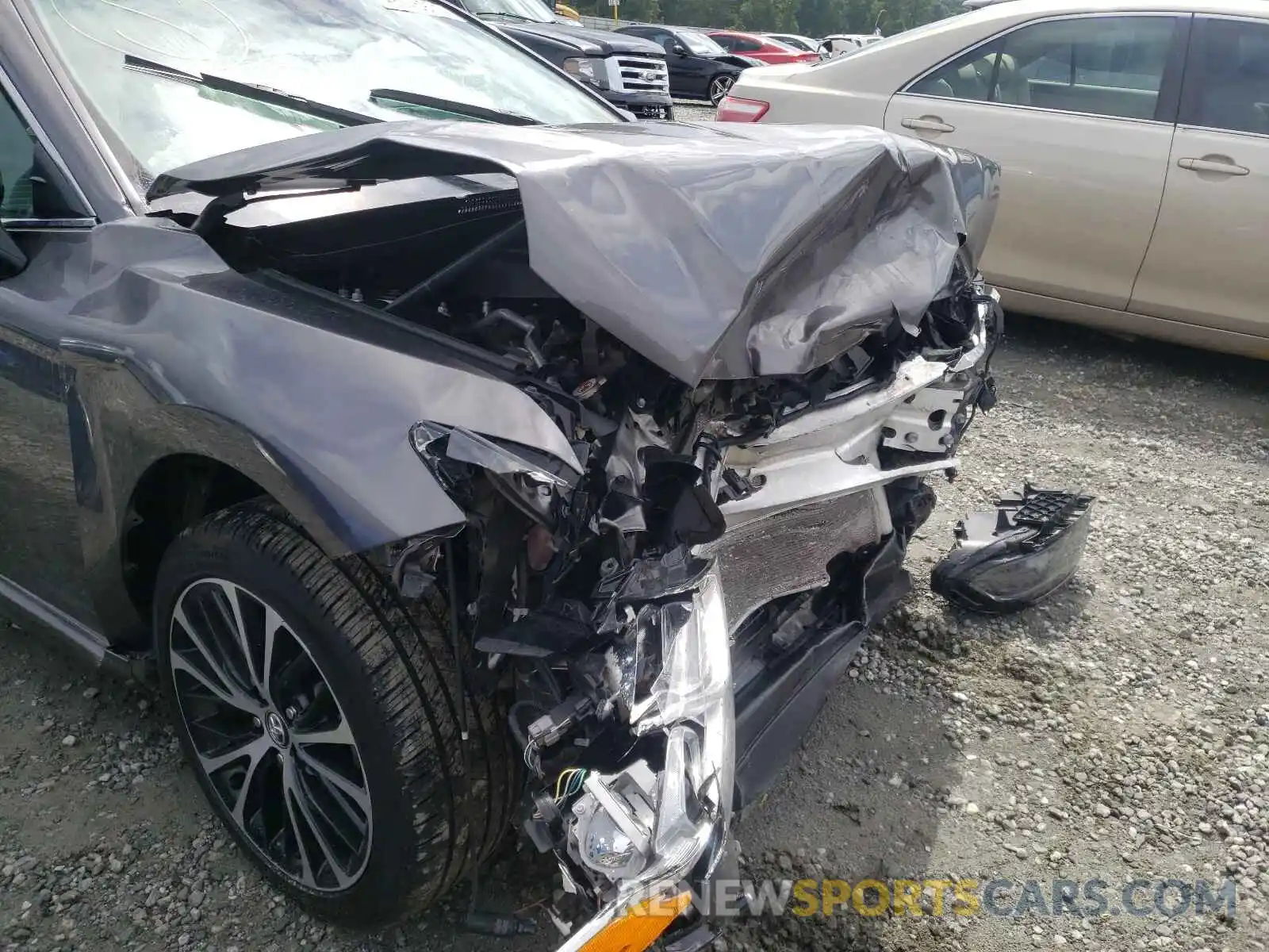 9 Photograph of a damaged car 4T1G11AK3LU888222 TOYOTA CAMRY 2020