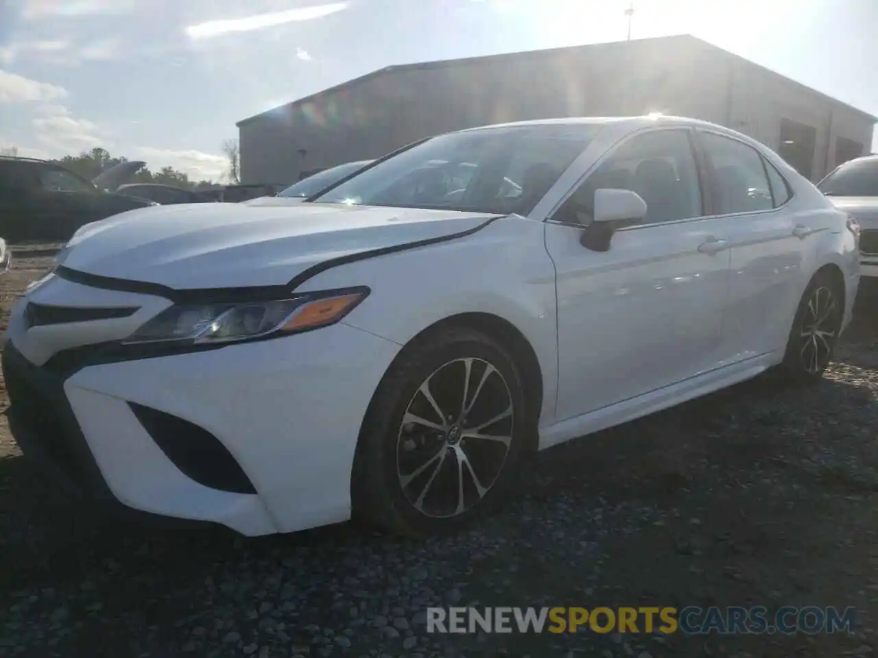 2 Photograph of a damaged car 4T1G11AK3LU889080 TOYOTA CAMRY 2020