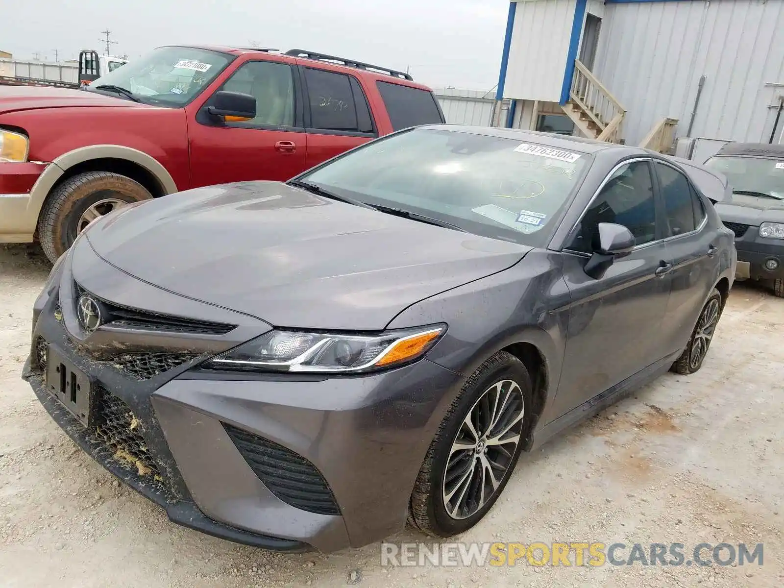 2 Photograph of a damaged car 4T1G11AK3LU889533 TOYOTA CAMRY 2020