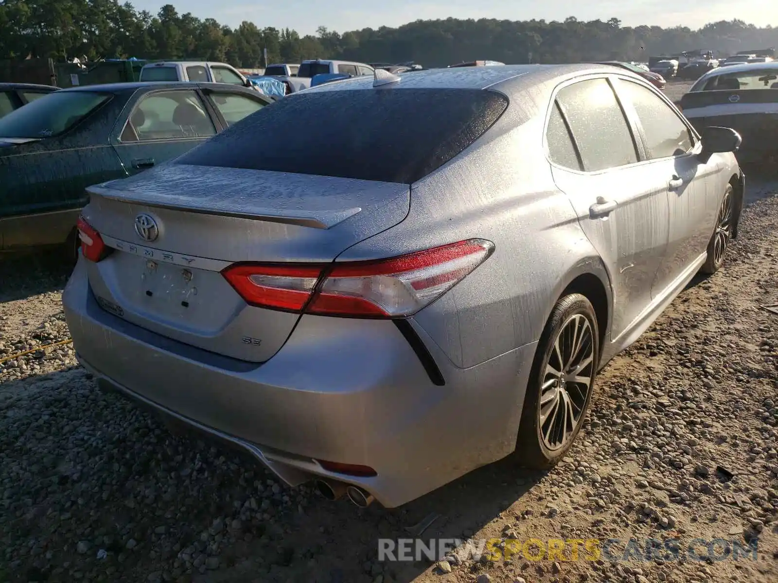 4 Photograph of a damaged car 4T1G11AK3LU895364 TOYOTA CAMRY 2020