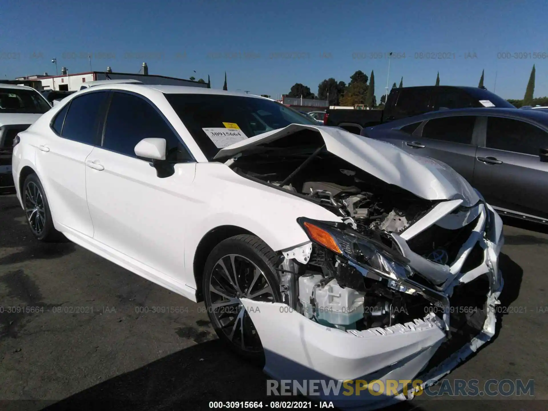 1 Photograph of a damaged car 4T1G11AK3LU895669 TOYOTA CAMRY 2020