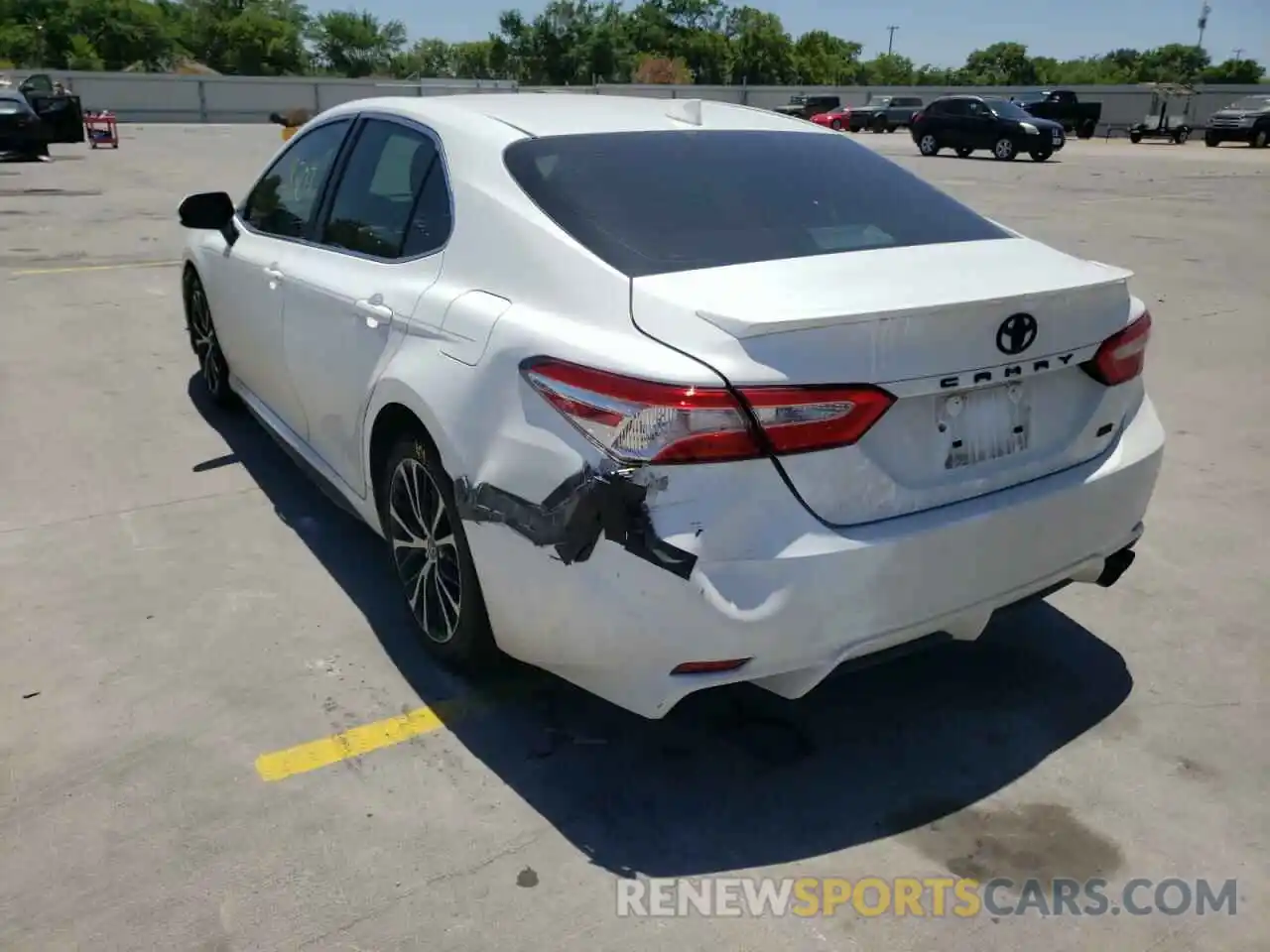 3 Photograph of a damaged car 4T1G11AK3LU902992 TOYOTA CAMRY 2020