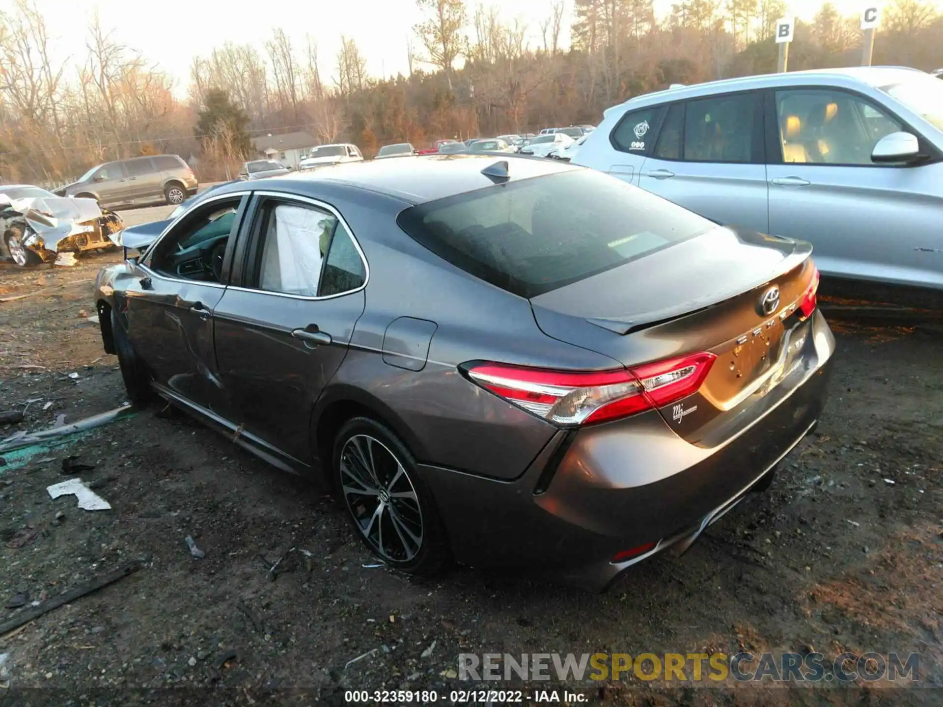 3 Photograph of a damaged car 4T1G11AK3LU903642 TOYOTA CAMRY 2020