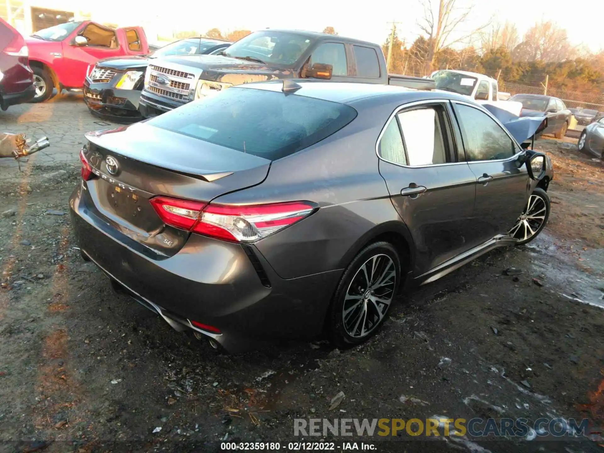 4 Photograph of a damaged car 4T1G11AK3LU903642 TOYOTA CAMRY 2020