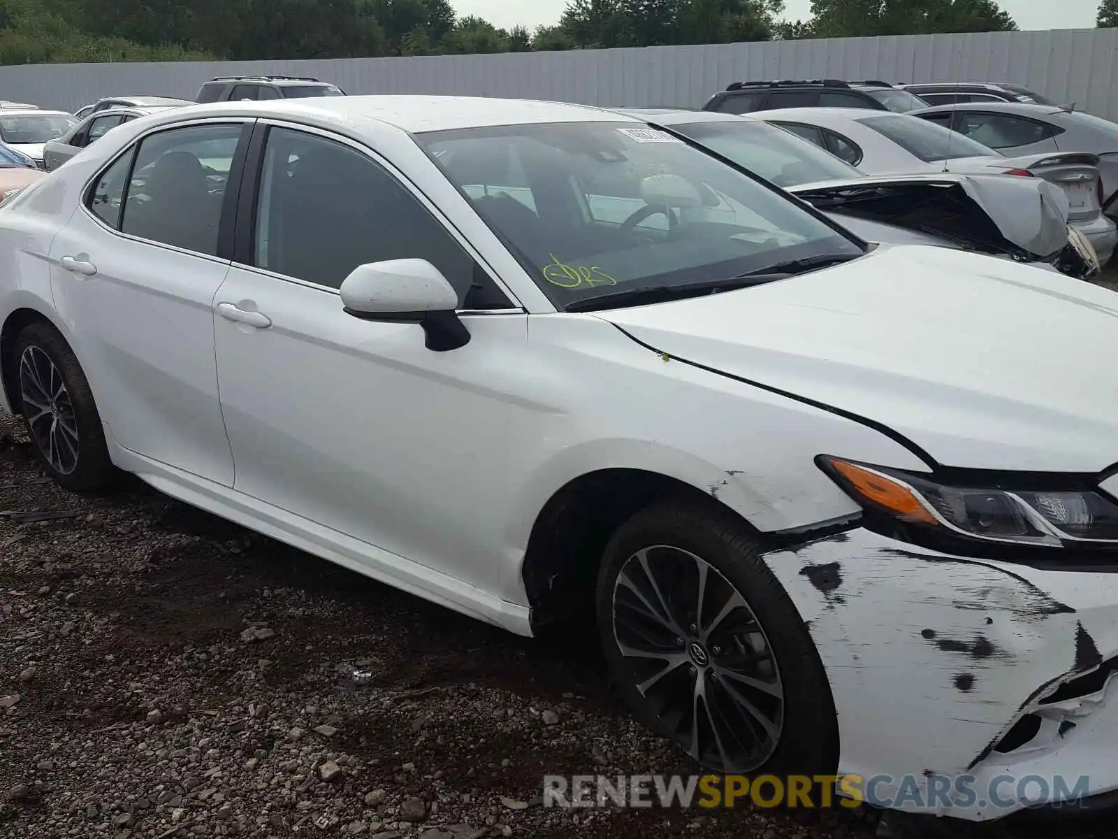 9 Photograph of a damaged car 4T1G11AK3LU908727 TOYOTA CAMRY 2020