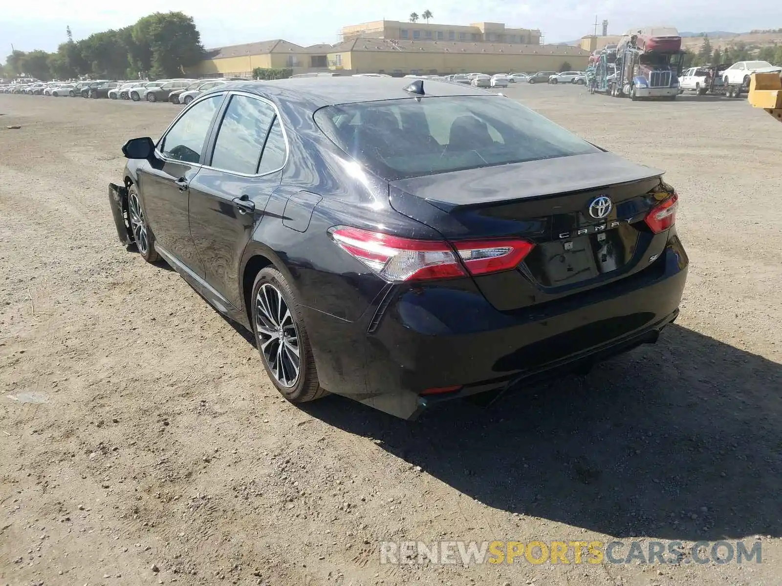 3 Photograph of a damaged car 4T1G11AK3LU920330 TOYOTA CAMRY 2020