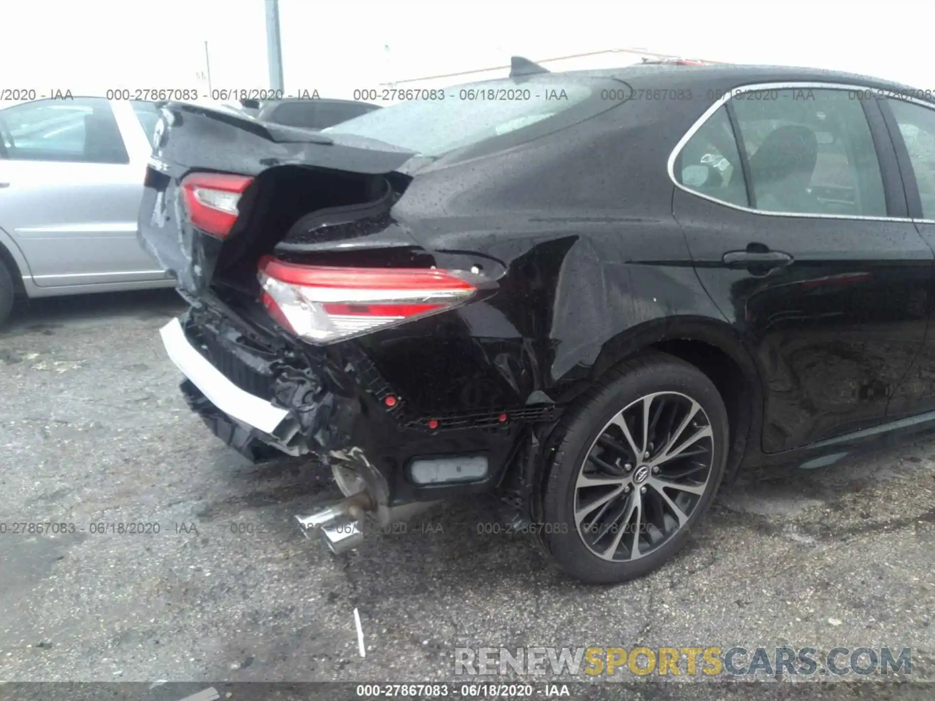 6 Photograph of a damaged car 4T1G11AK3LU920991 TOYOTA CAMRY 2020