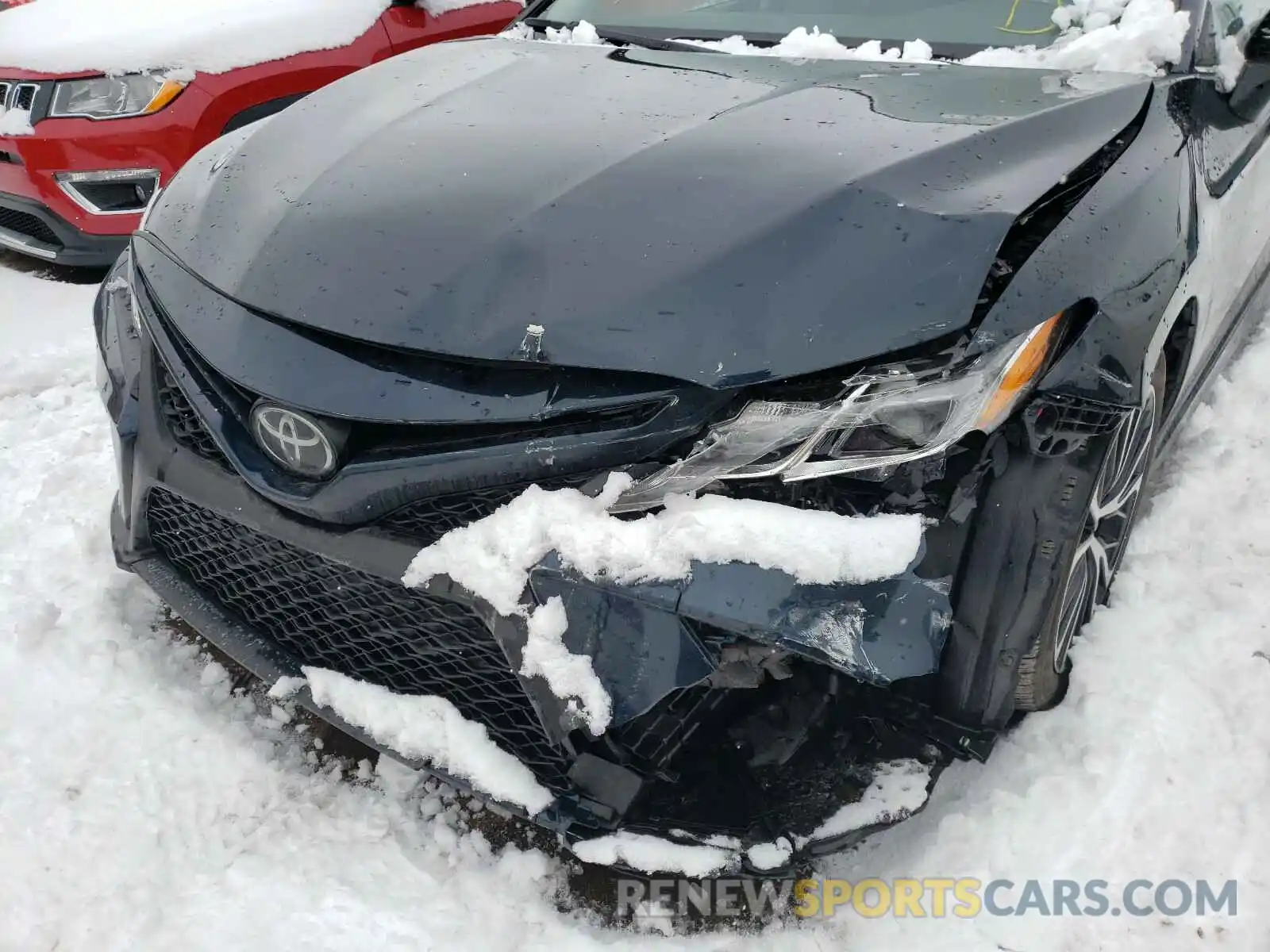 9 Photograph of a damaged car 4T1G11AK3LU922319 TOYOTA CAMRY 2020