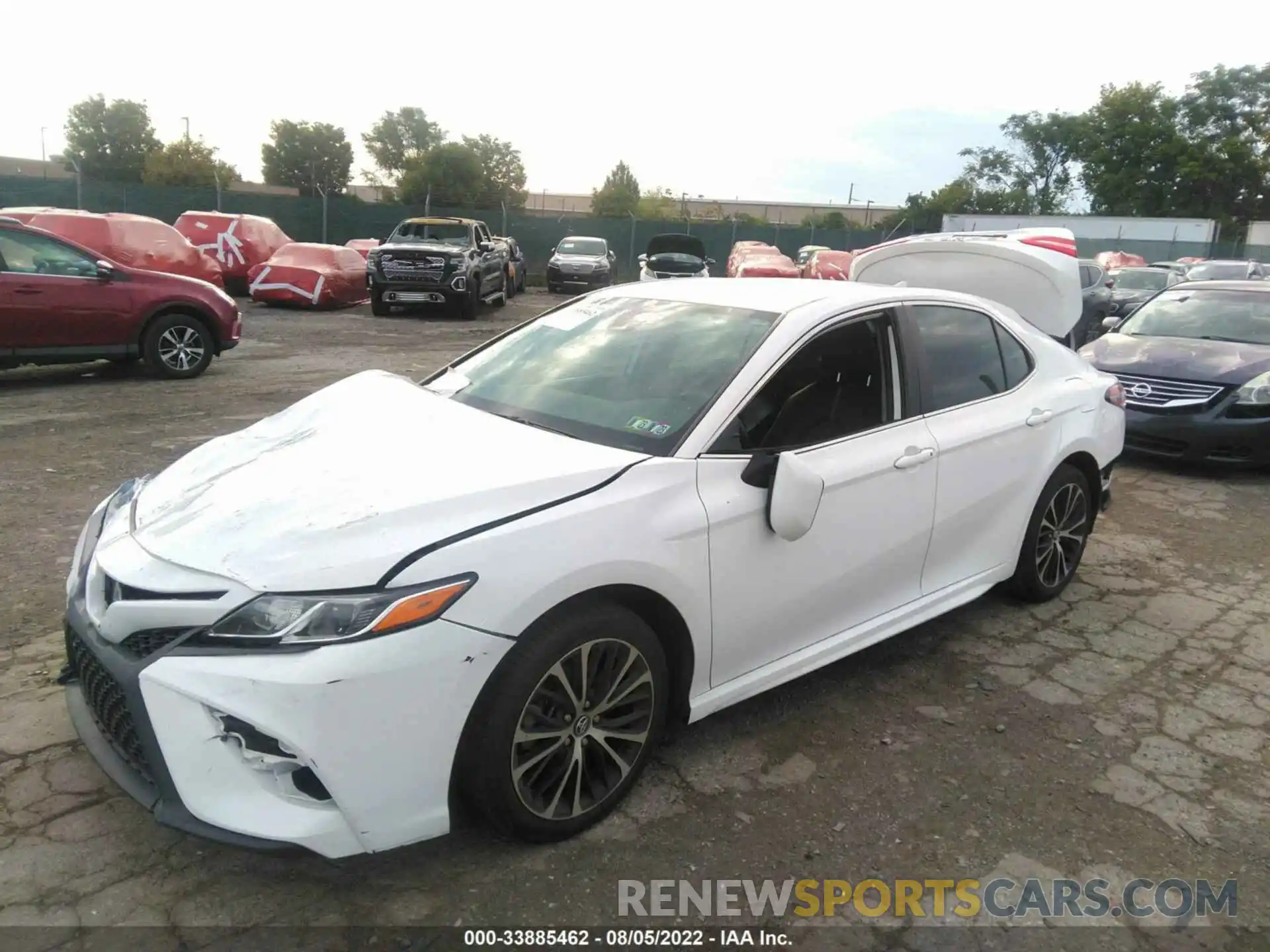 2 Photograph of a damaged car 4T1G11AK3LU925110 TOYOTA CAMRY 2020