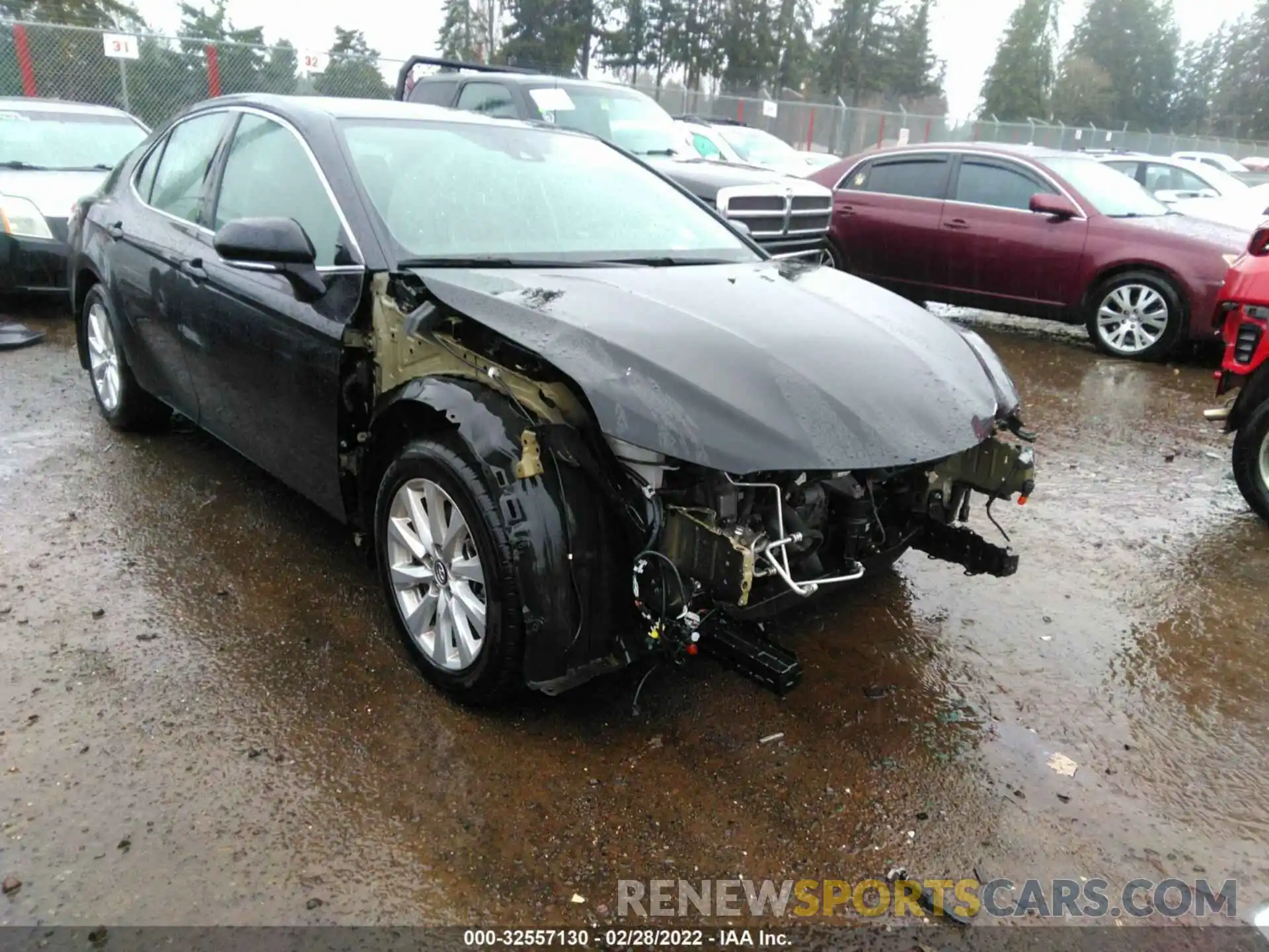 1 Photograph of a damaged car 4T1G11AK3LU929545 TOYOTA CAMRY 2020