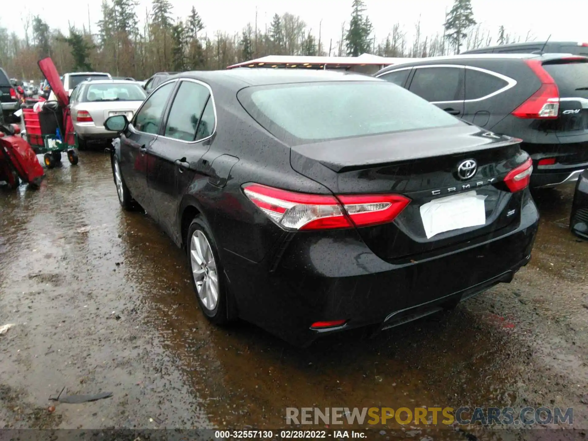 3 Photograph of a damaged car 4T1G11AK3LU929545 TOYOTA CAMRY 2020