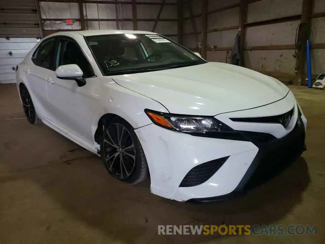 9 Photograph of a damaged car 4T1G11AK3LU930372 TOYOTA CAMRY 2020