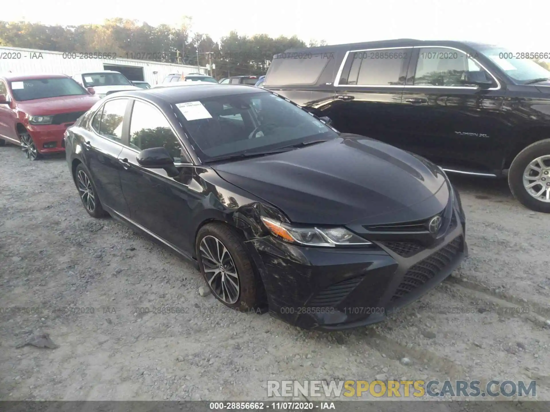 1 Photograph of a damaged car 4T1G11AK3LU931747 TOYOTA CAMRY 2020