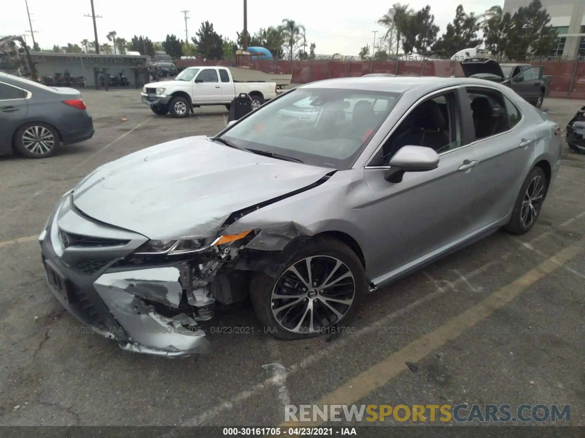 2 Photograph of a damaged car 4T1G11AK3LU933899 TOYOTA CAMRY 2020