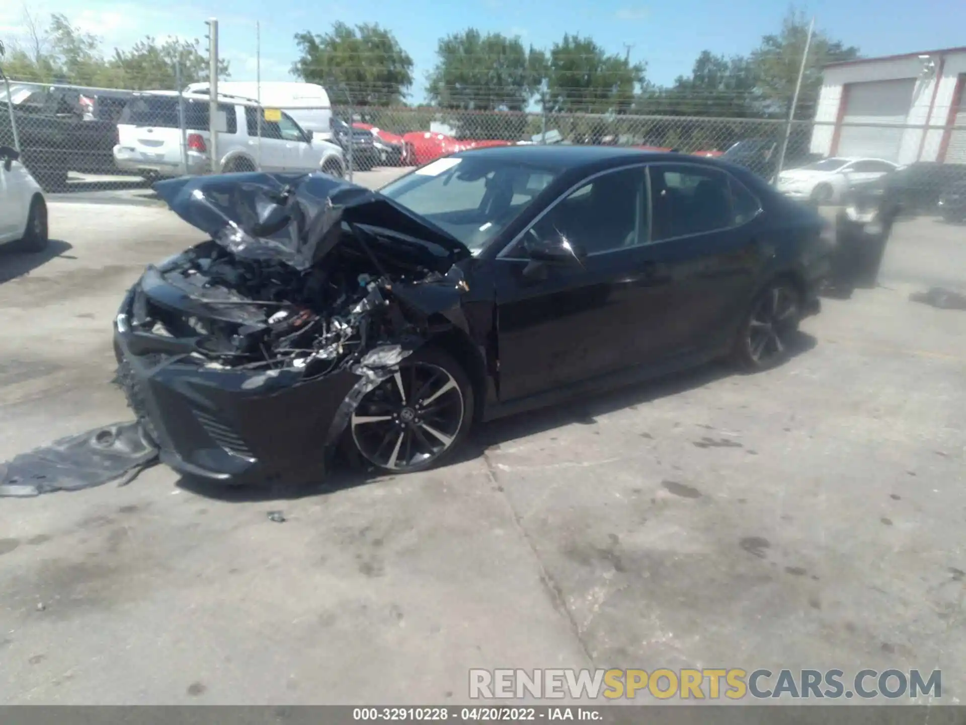 2 Photograph of a damaged car 4T1G11AK3LU935345 TOYOTA CAMRY 2020